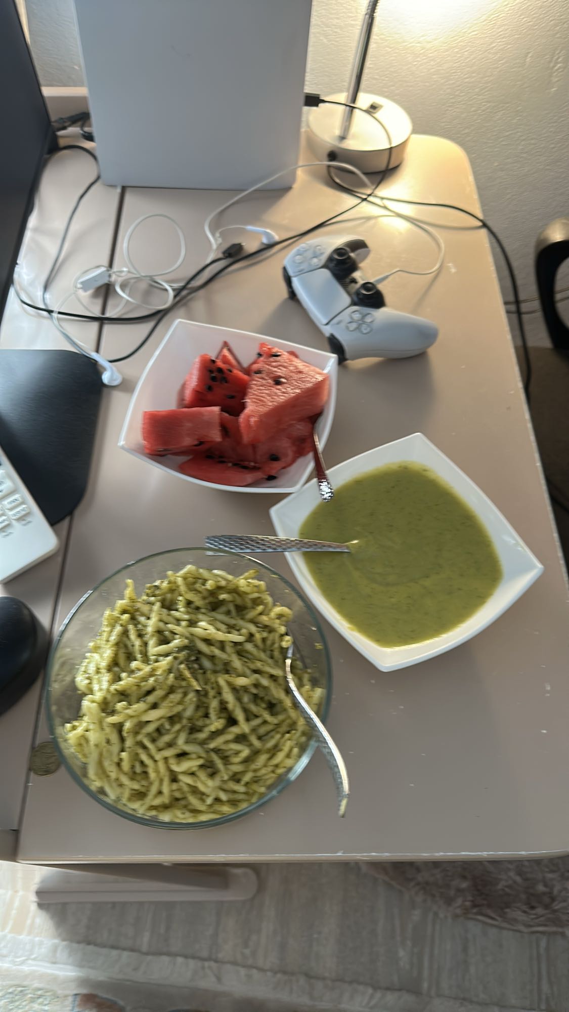 Pesto Pasta Soup Melon