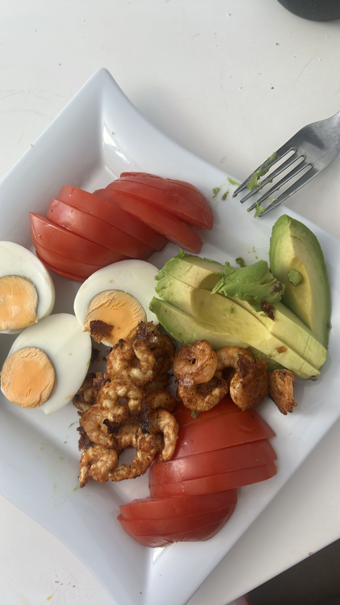 Garnelen Ei Avocado Teller