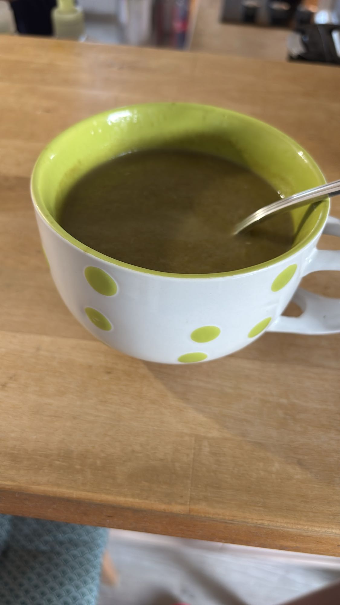Soupe de légumes verts