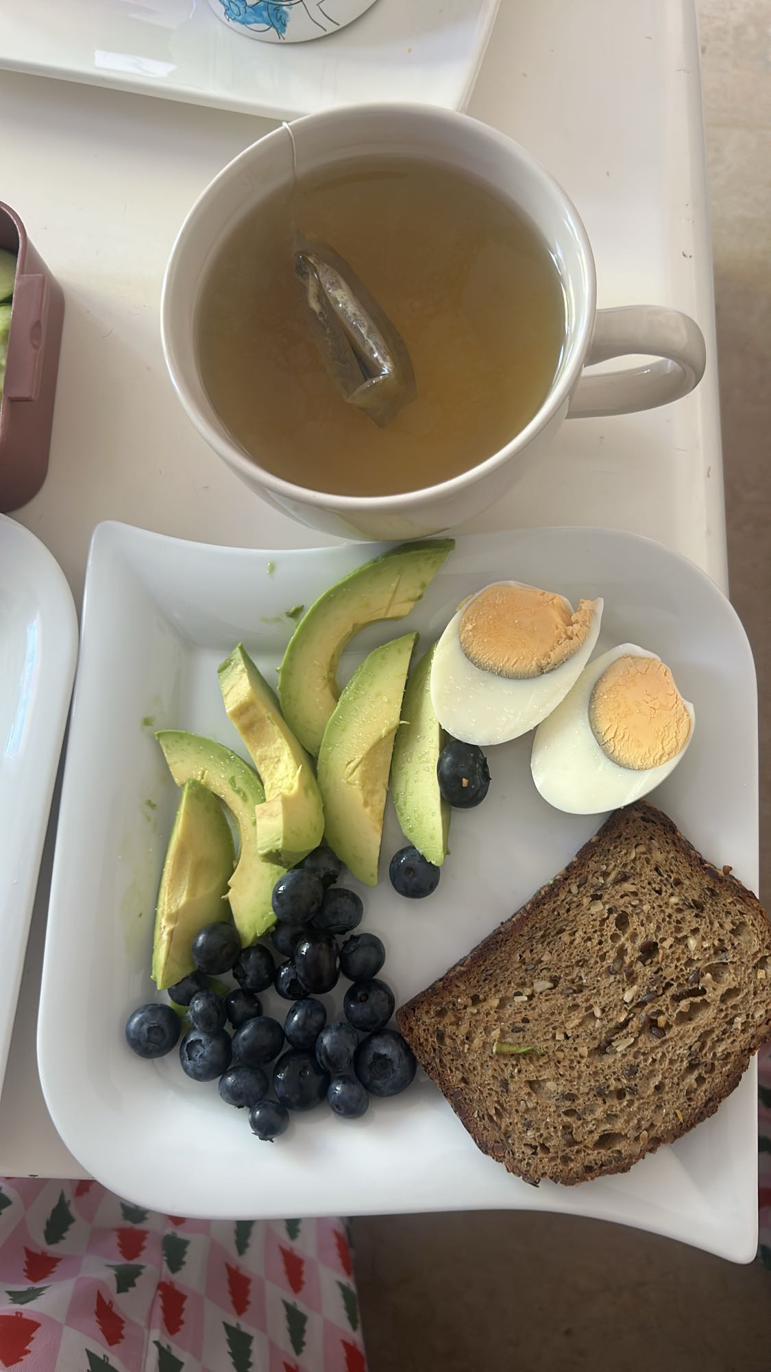 Frühstück mit Tee