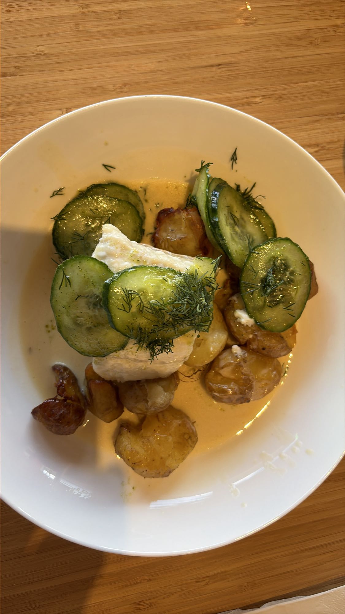 Vit fisk med potatis