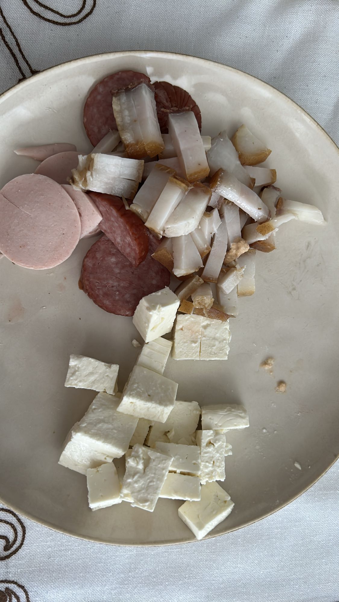 embutidos con queso