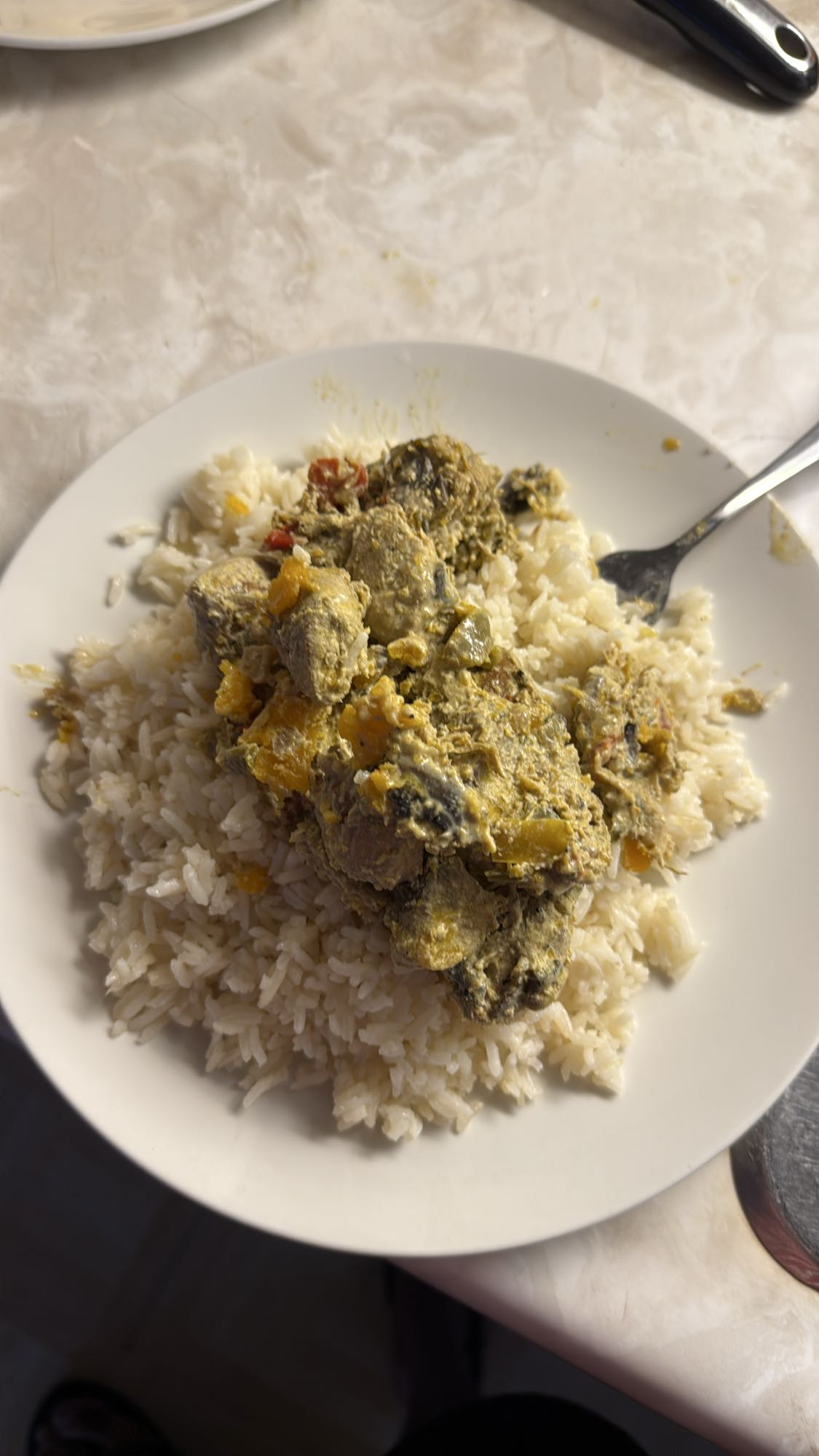 Riz au poisson en sauce
