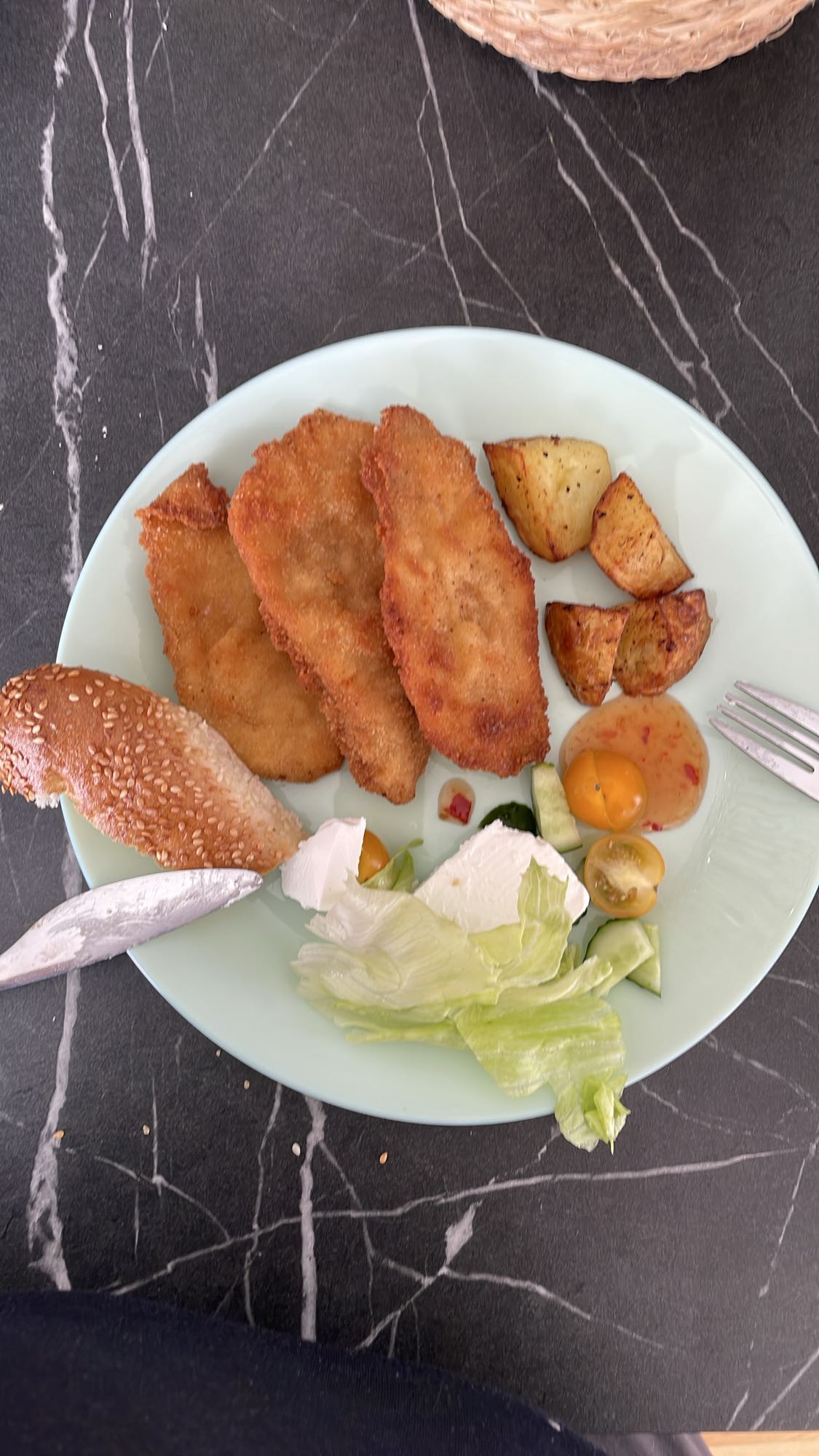 Panerad kycklingtallrik