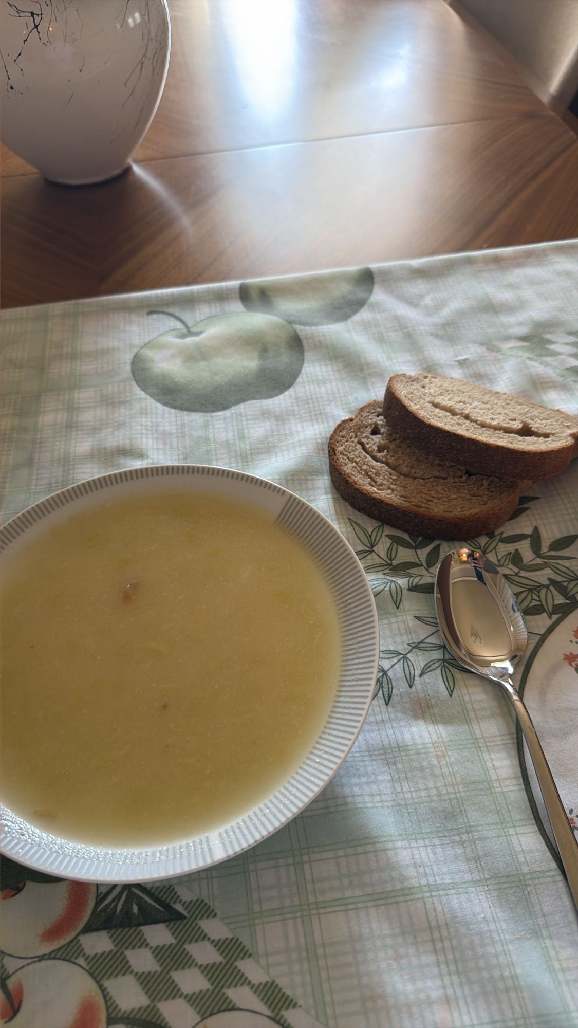 Light Soup with Bread