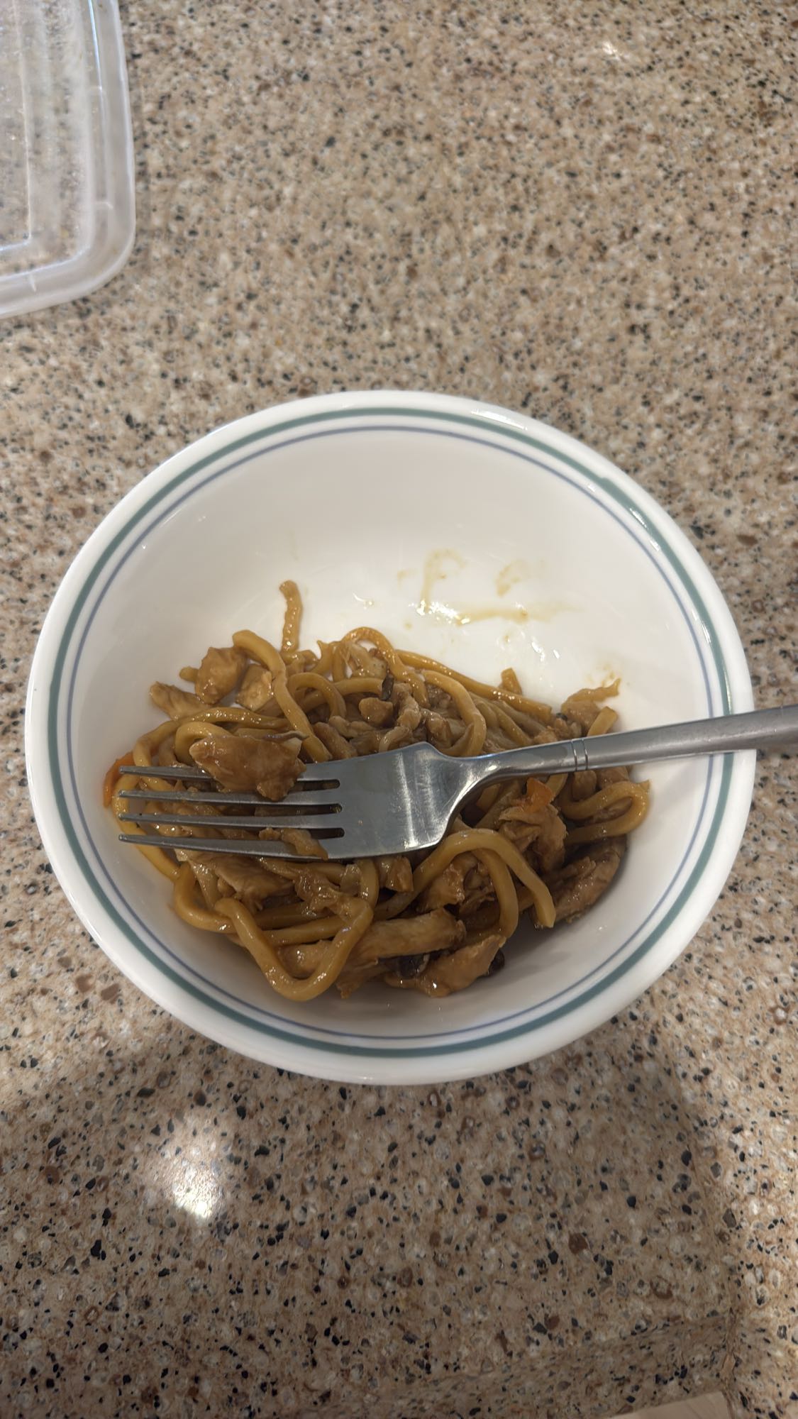 Small Chicken Lo Mein