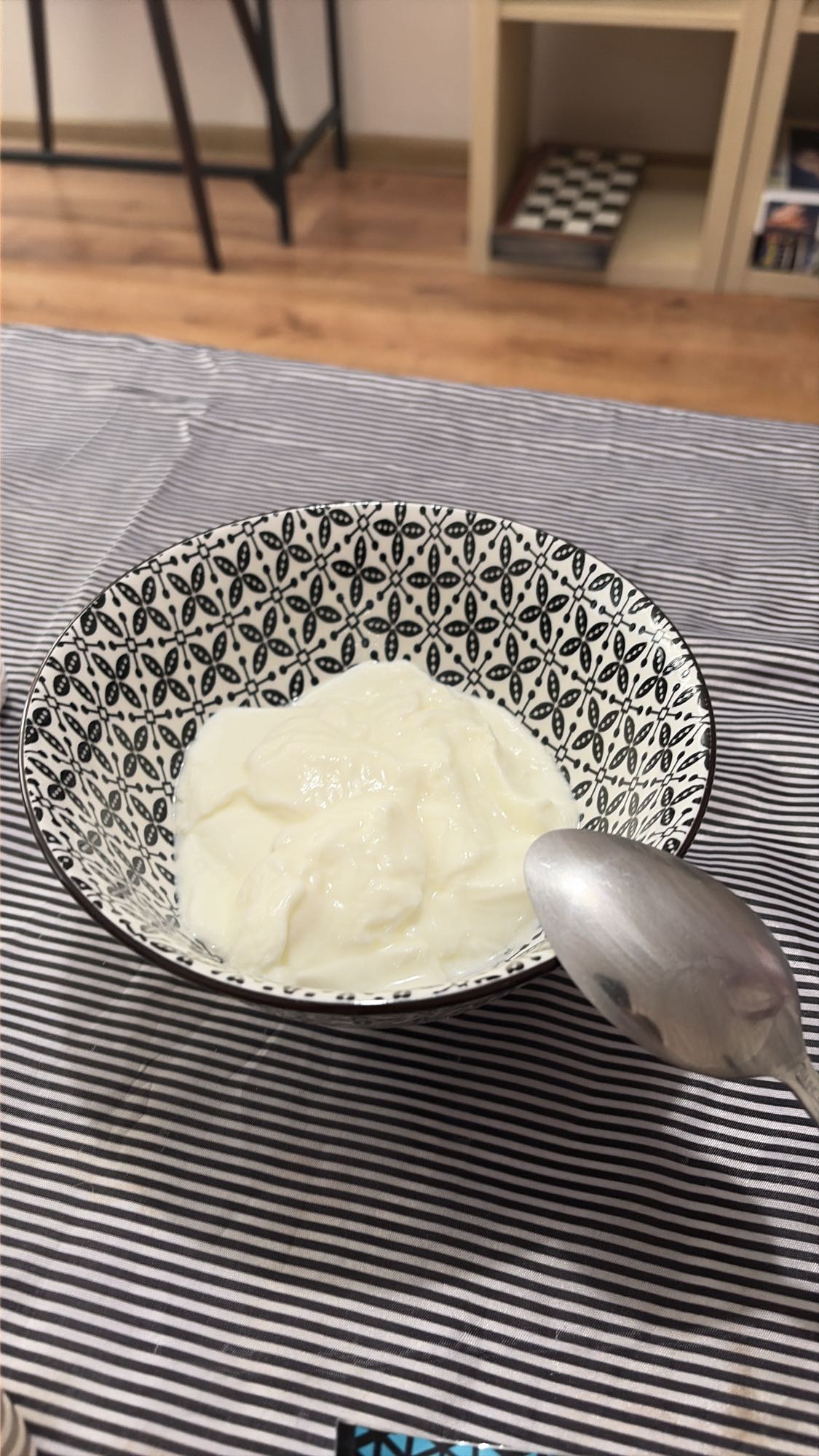 Кисело мляко