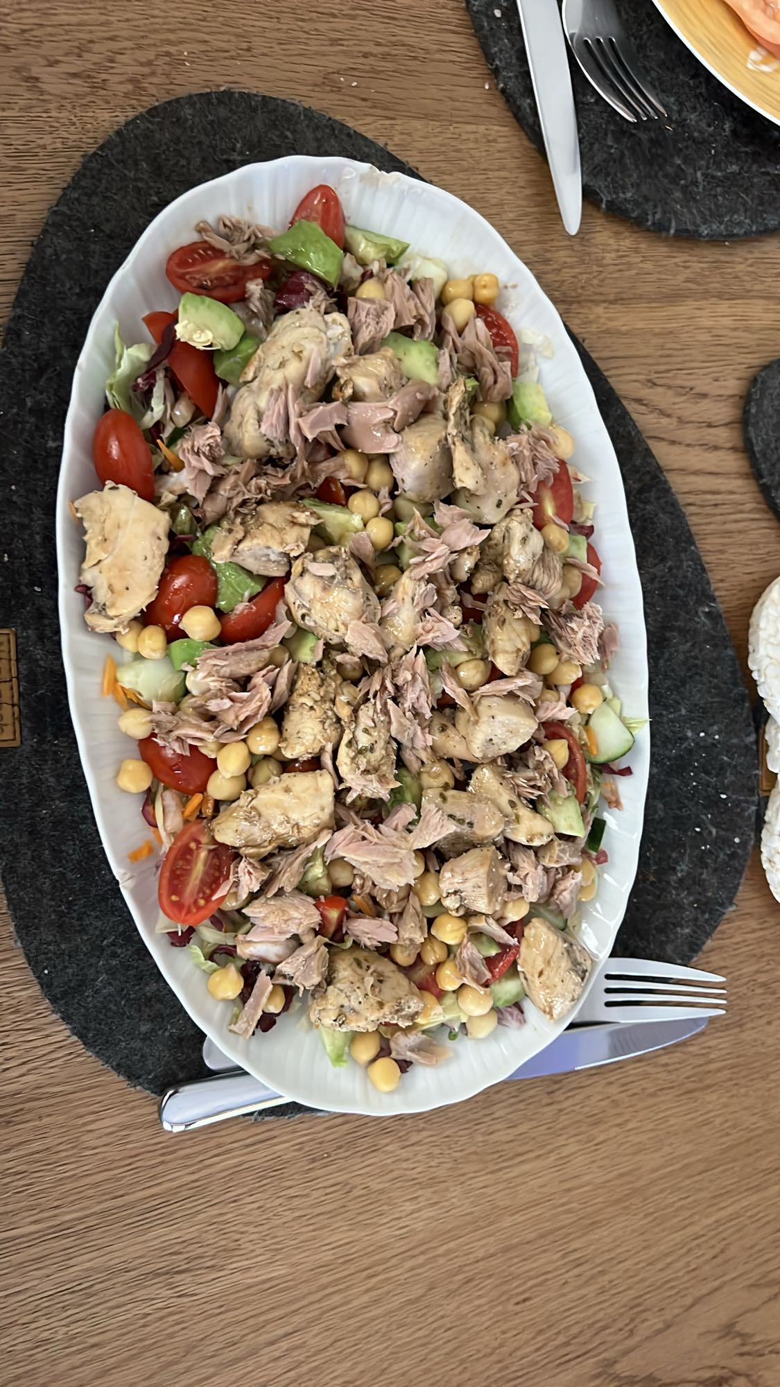 Insalata pollo e tonno