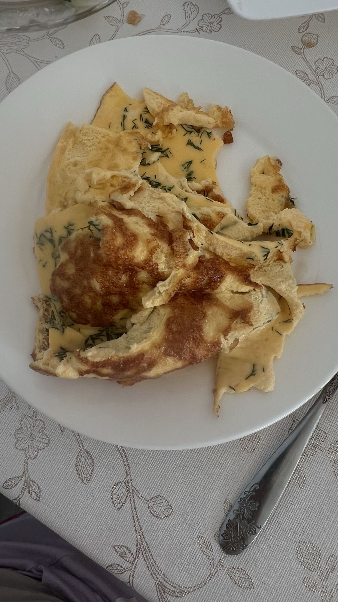 Омлет с хлебом и сыром