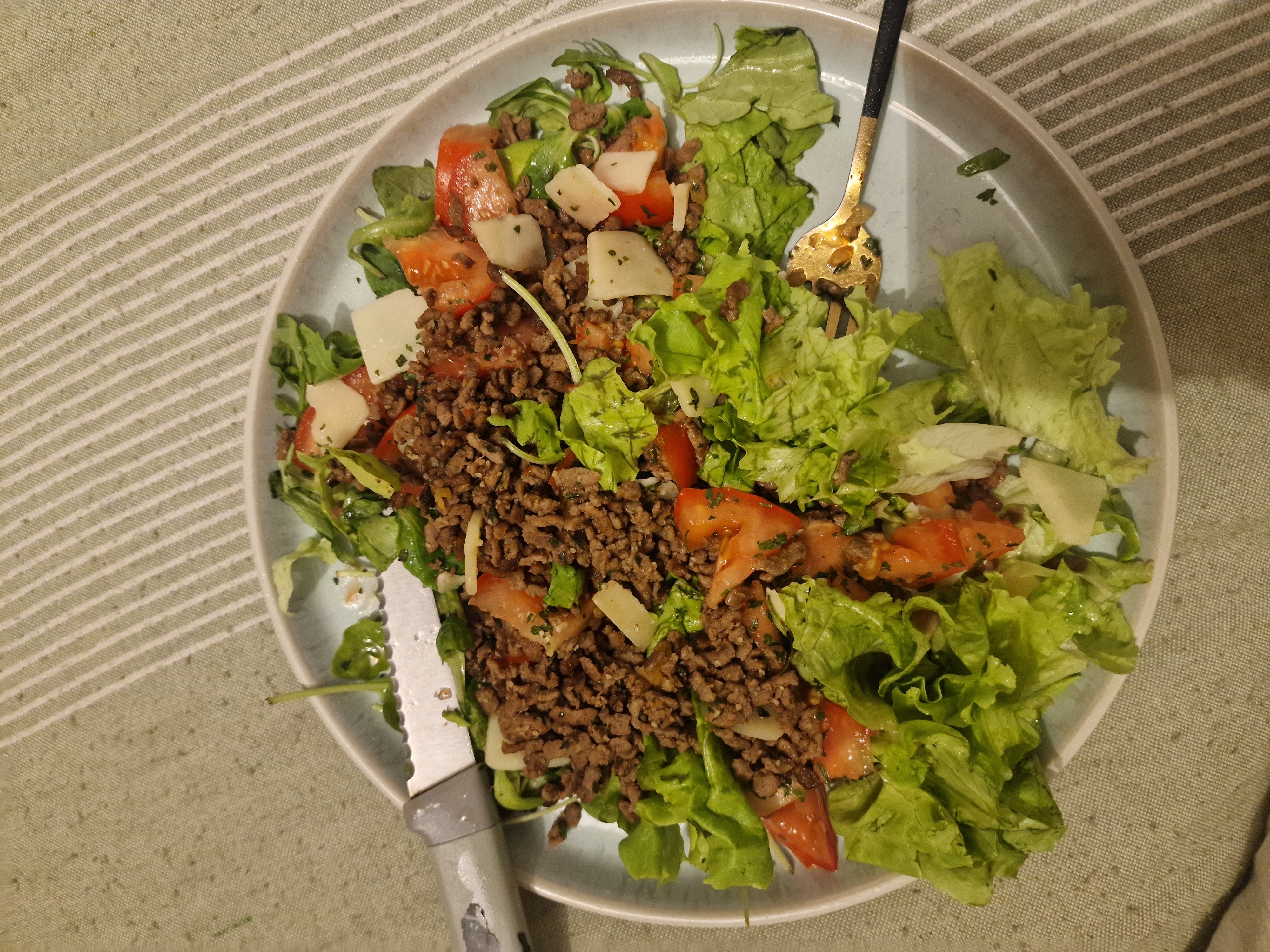 Salade boeuf et tomate