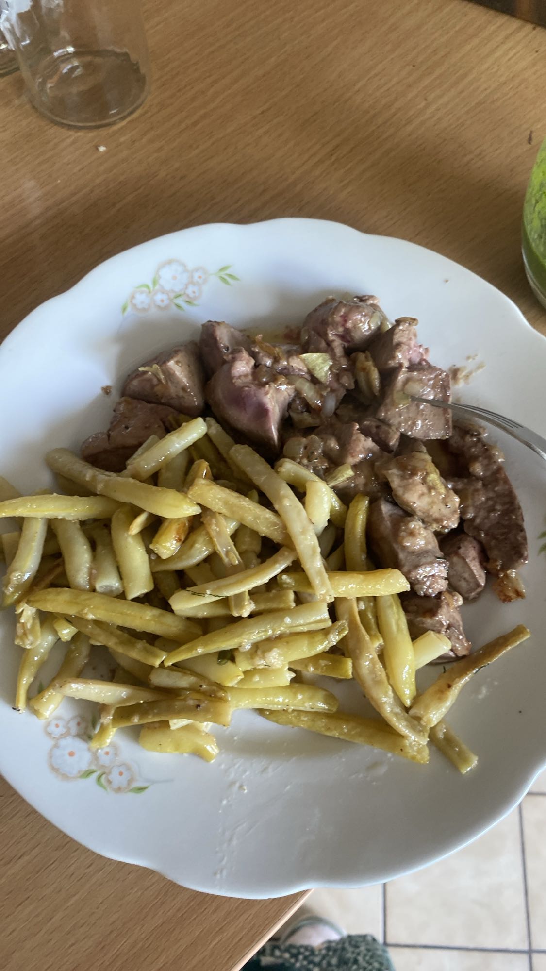 Wątróbka z fasolką