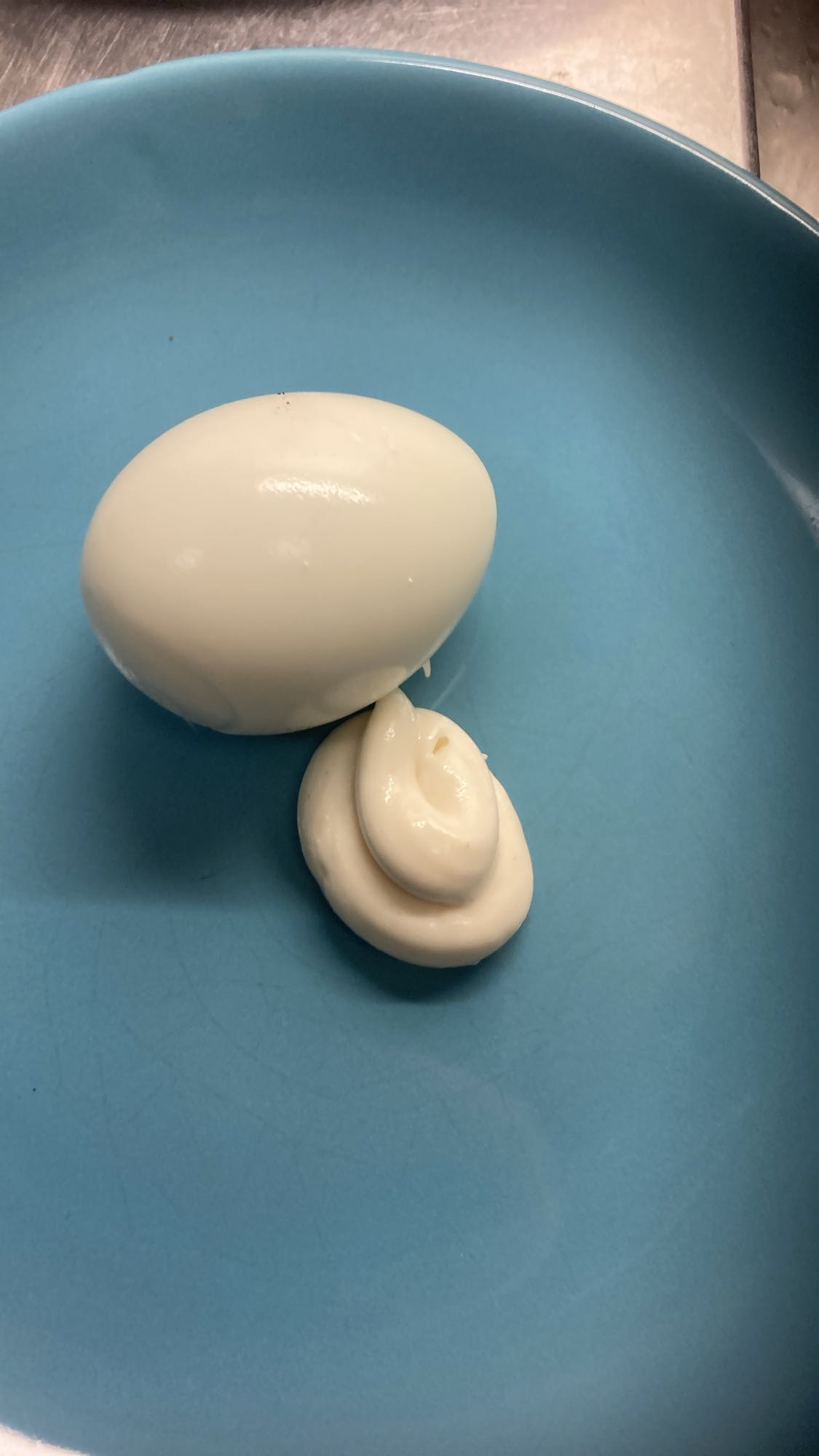 Kokt ägg med majonnäs