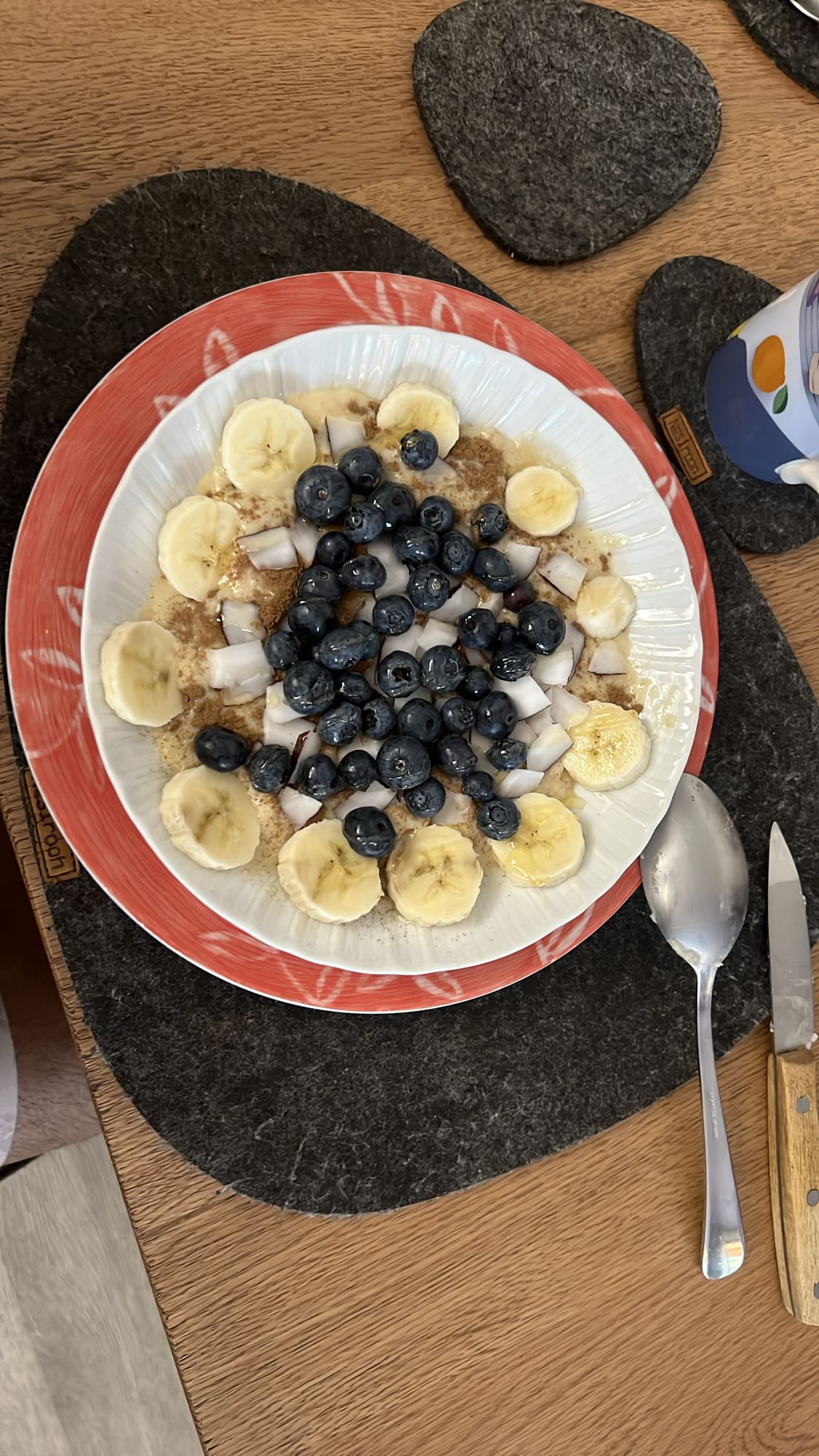 Porridge con frutta