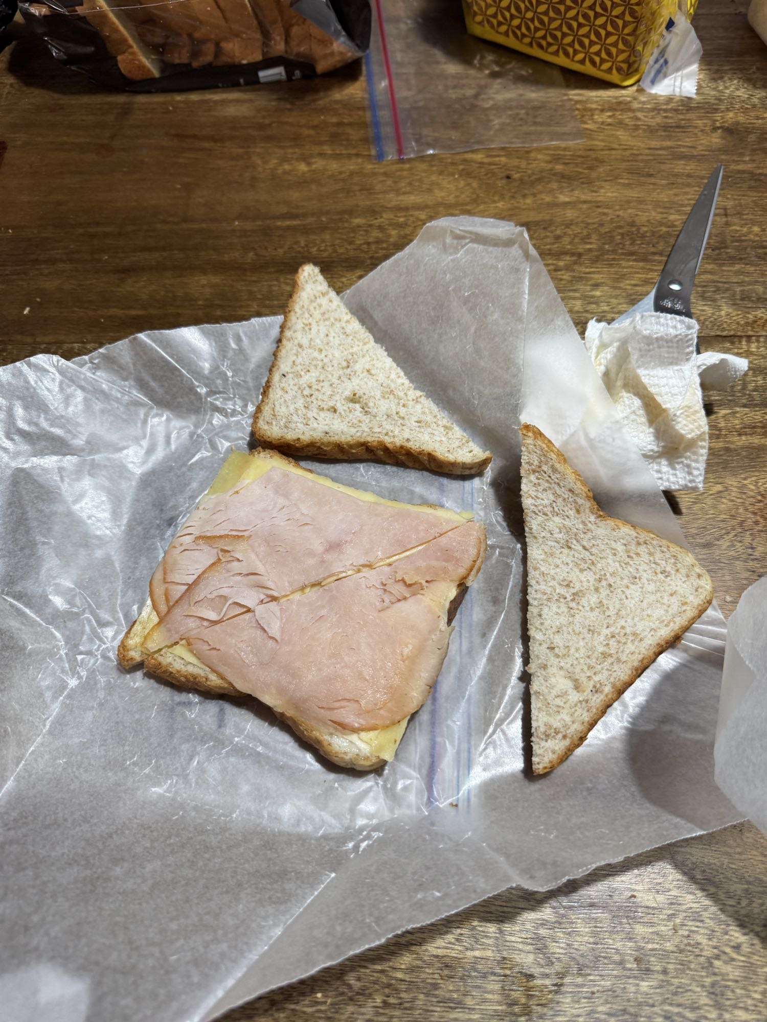 sándwich de jamón y queso
