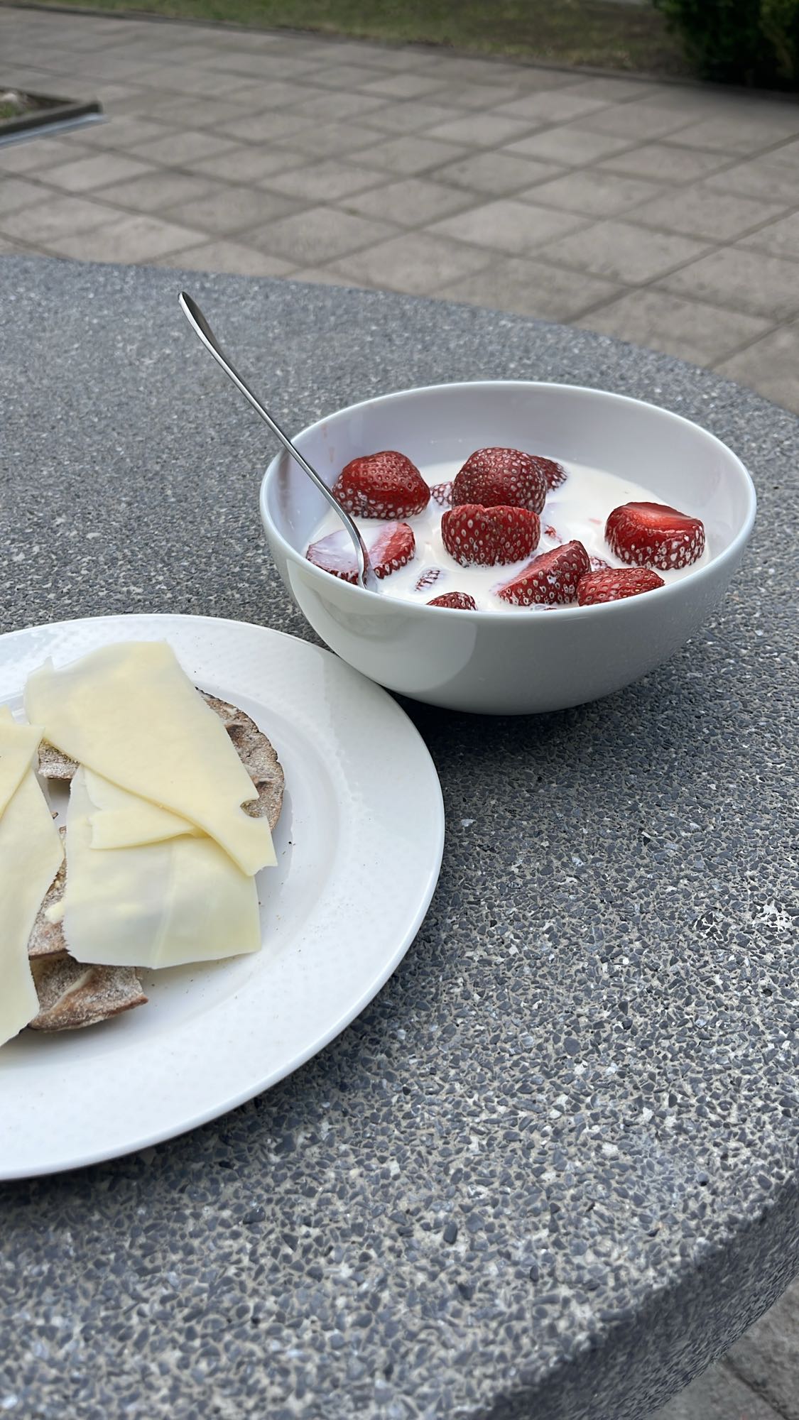 Yoghurt med jordgubbar