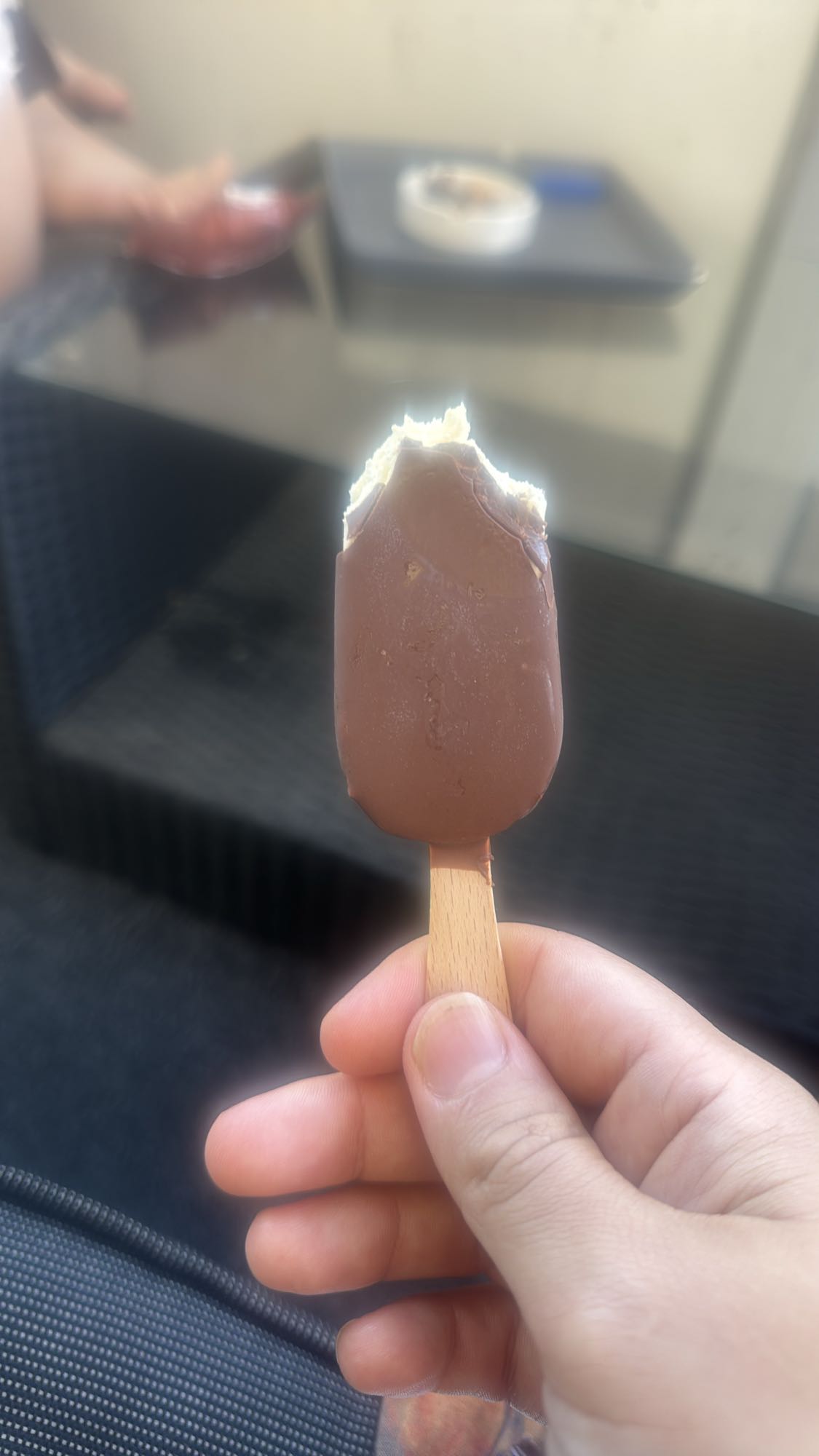 Chokladglass på pinne