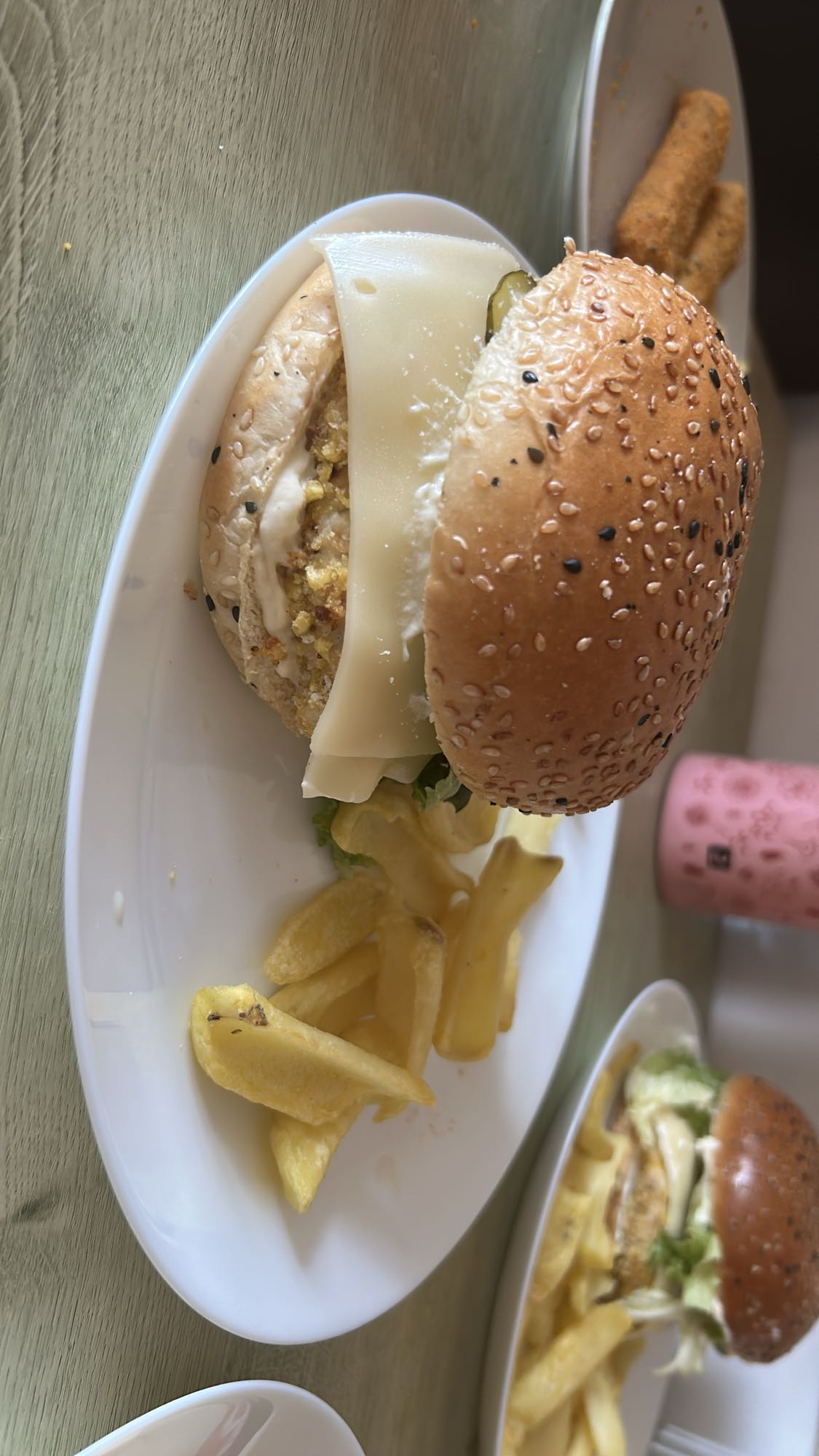 Chicken Gouda Burger