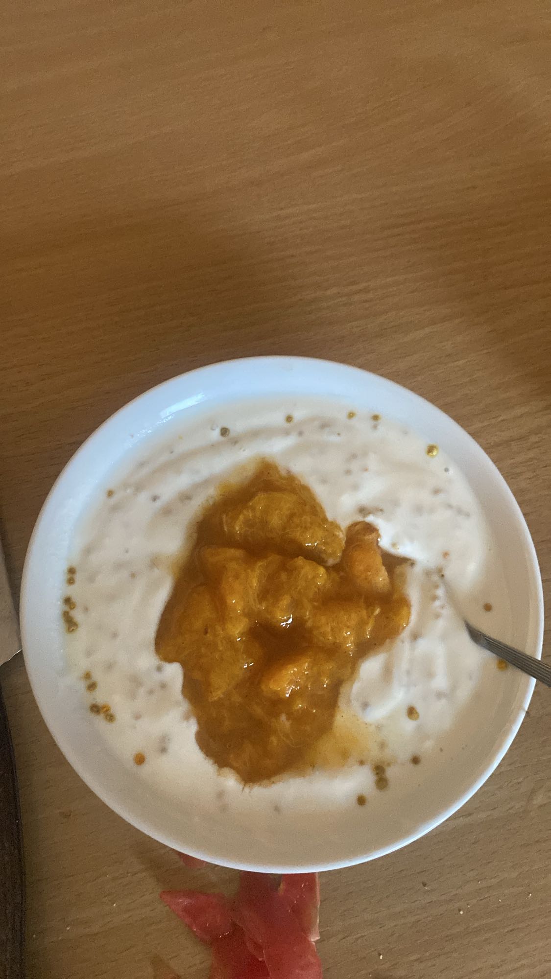 Jogurt roślinny z brzoskwinią