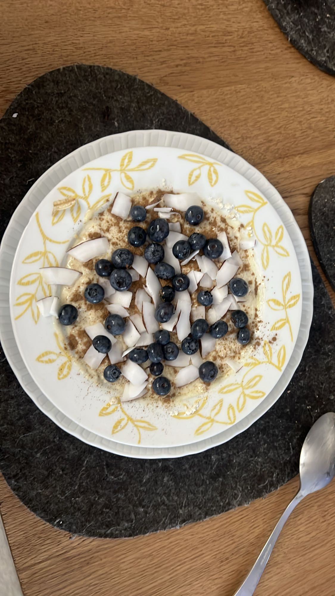 Porridge con mirtilli