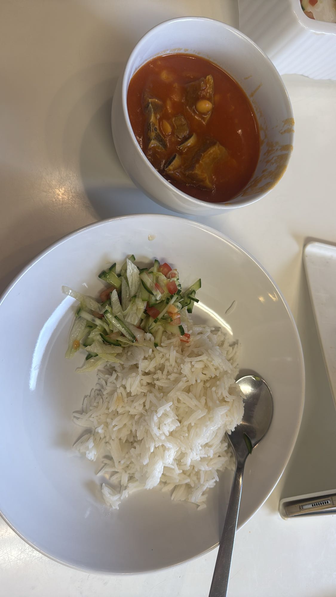 Ris med tomatgryta
