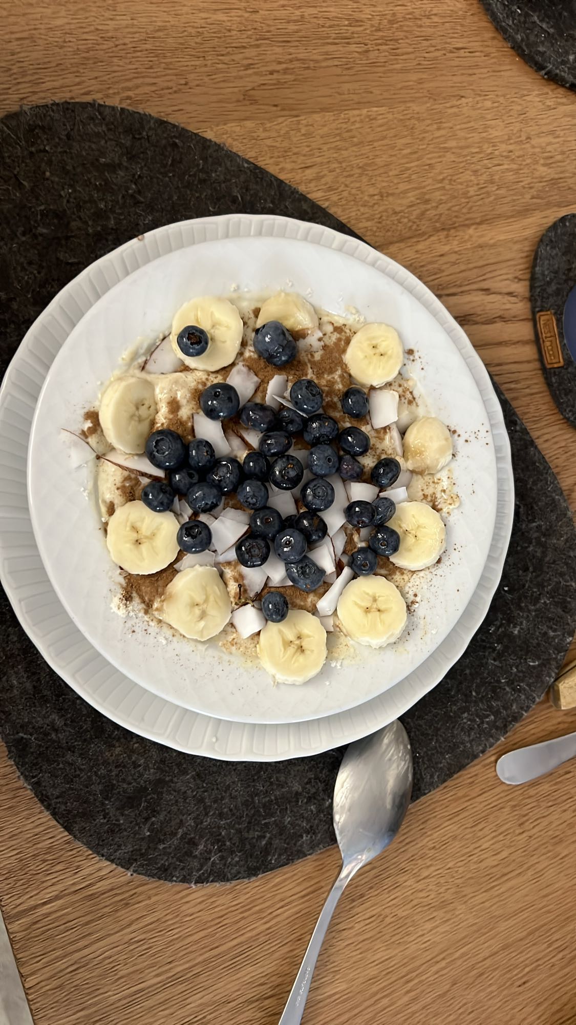 Porridge con frutta