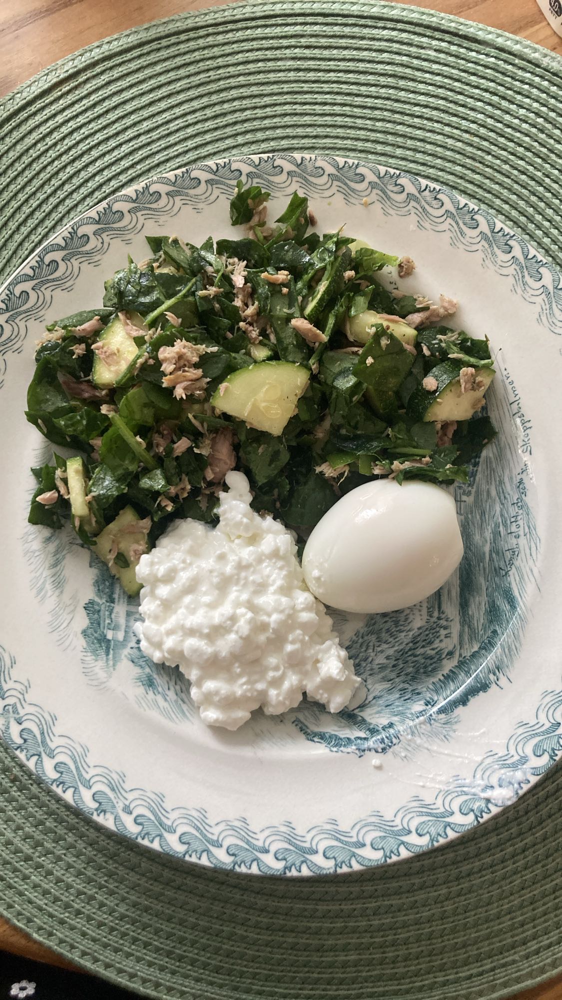 Tonfisksallad med ägg
