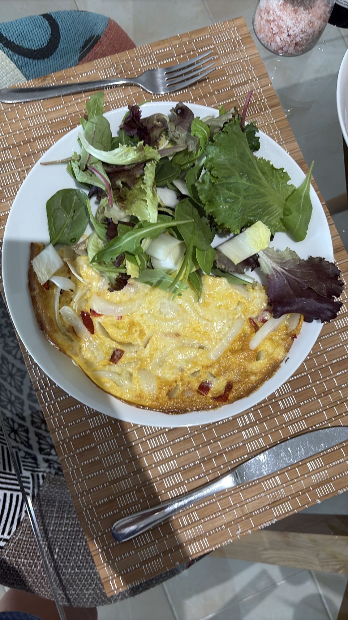 Cheese Omelette Salad