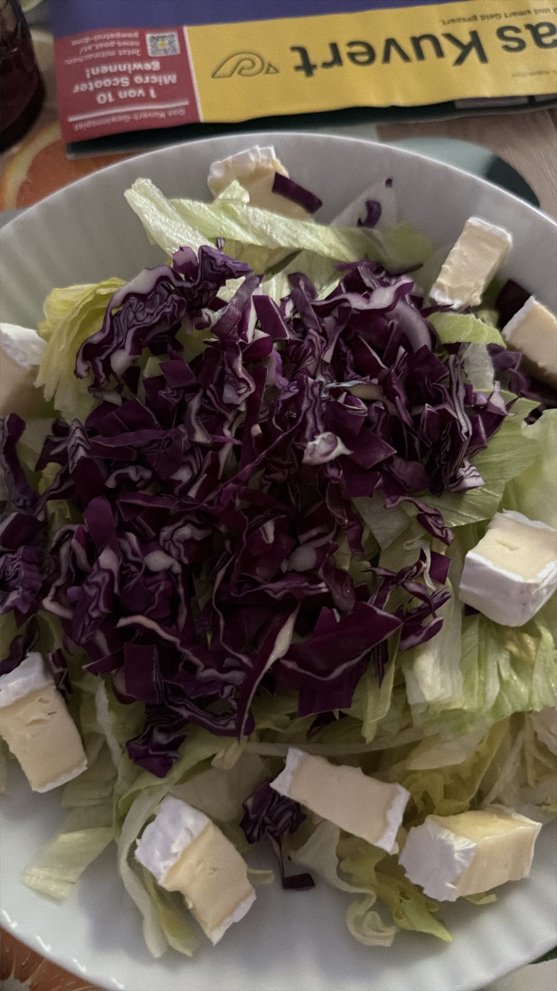 Salat mit Brie