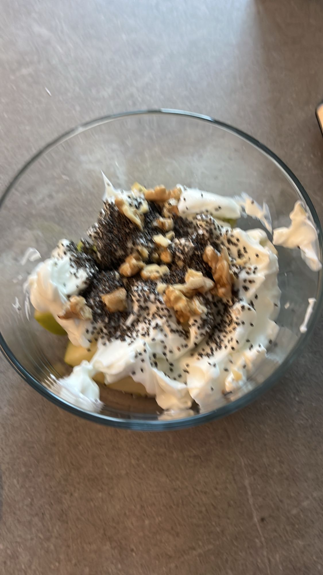 Yoghurt med äpple