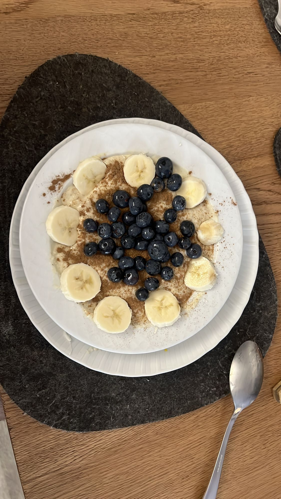 Porridge con frutta