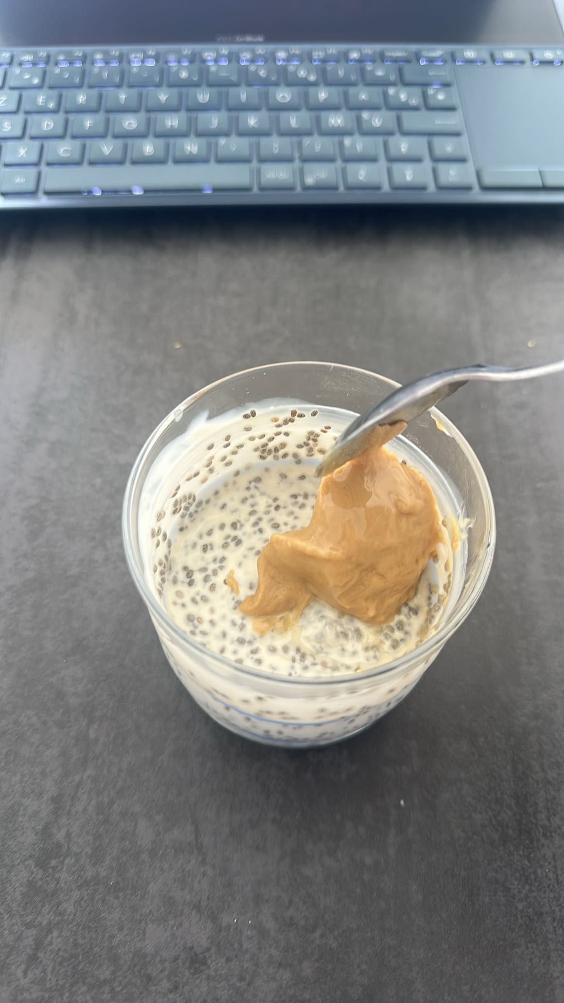 Pudding chia cacahuète