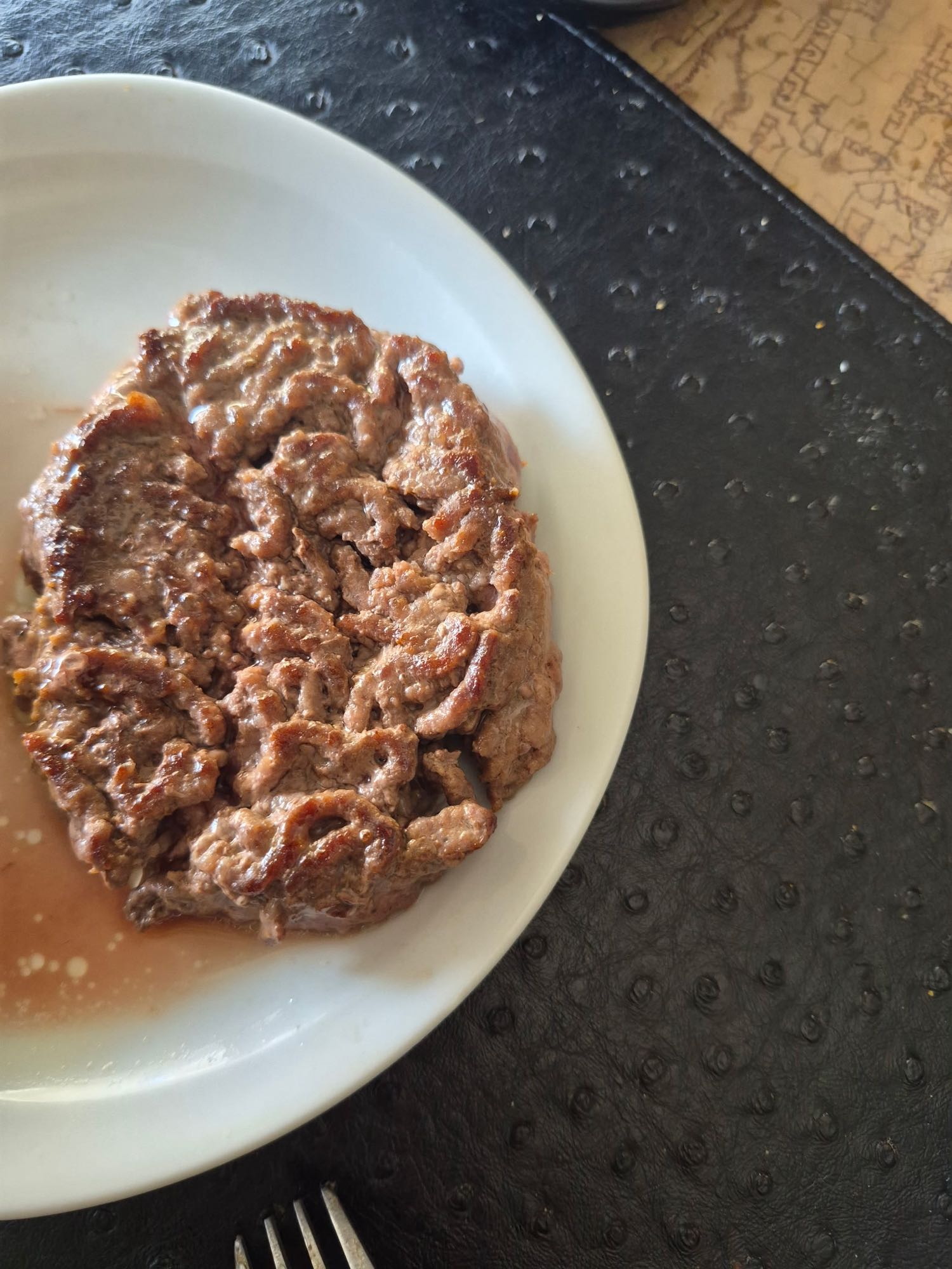 Steak haché grillé