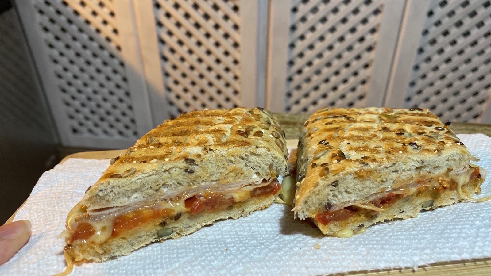 sándwich tostado mixto