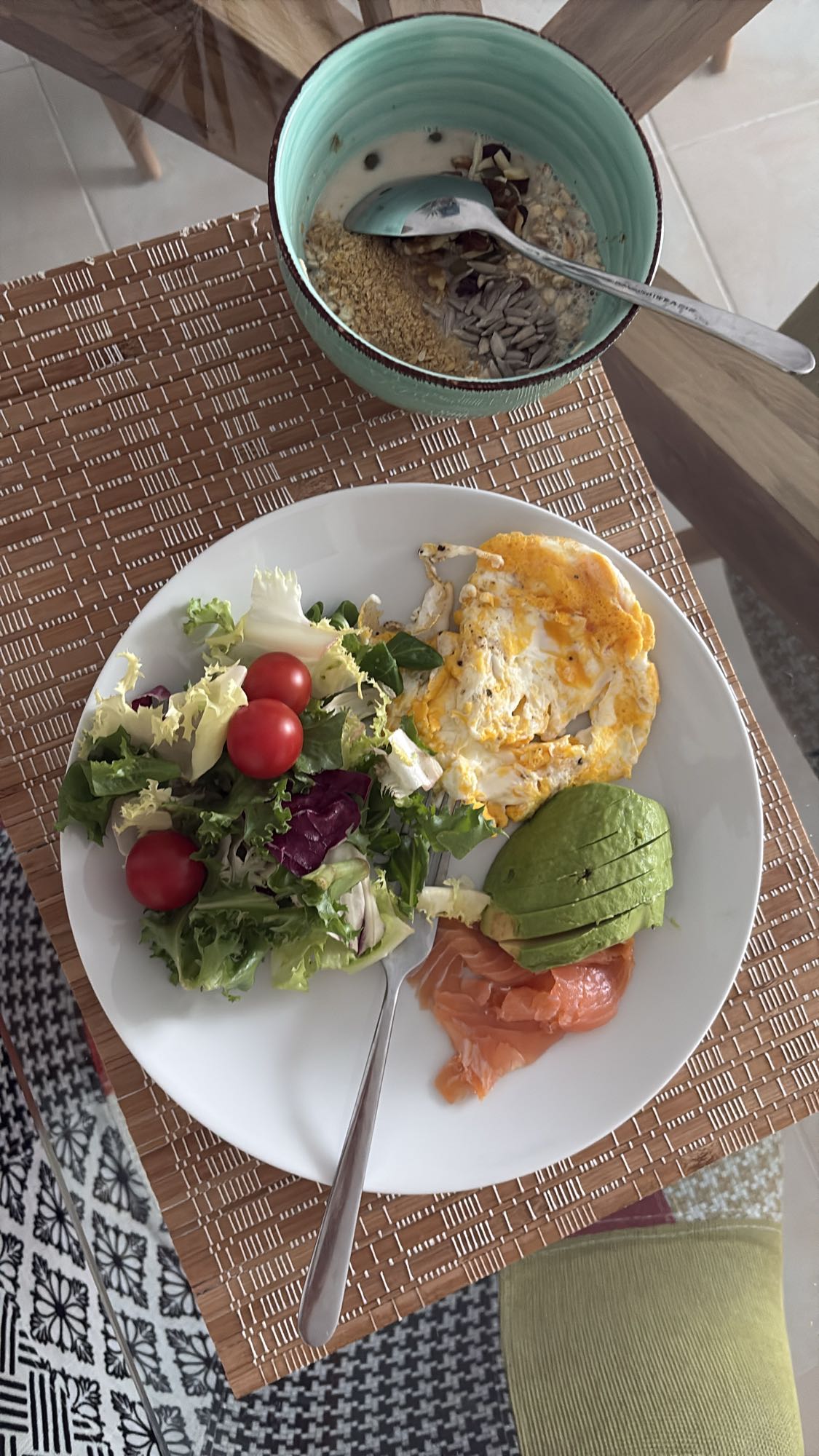 Eggs Salmon Oat Bowl