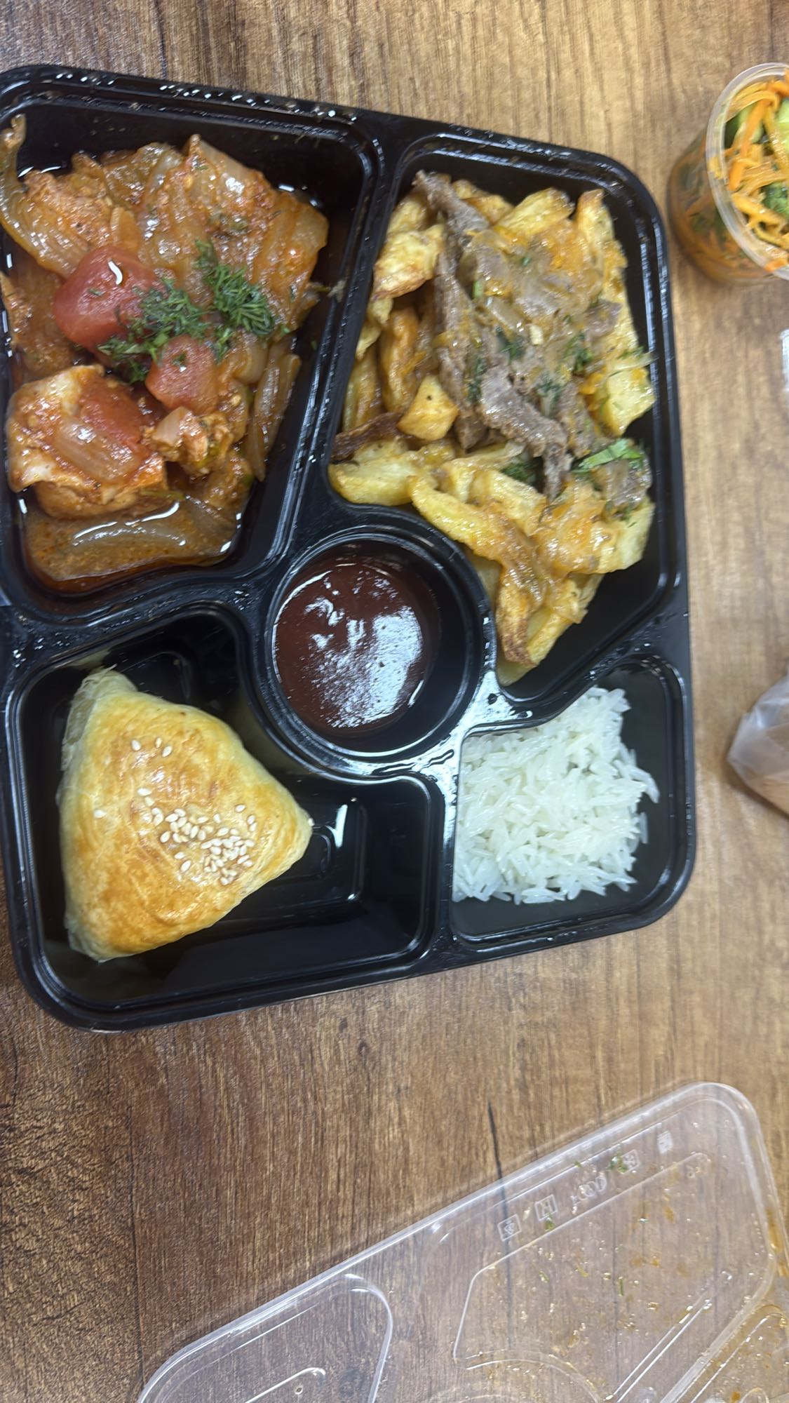 Обед с мясом и самсой