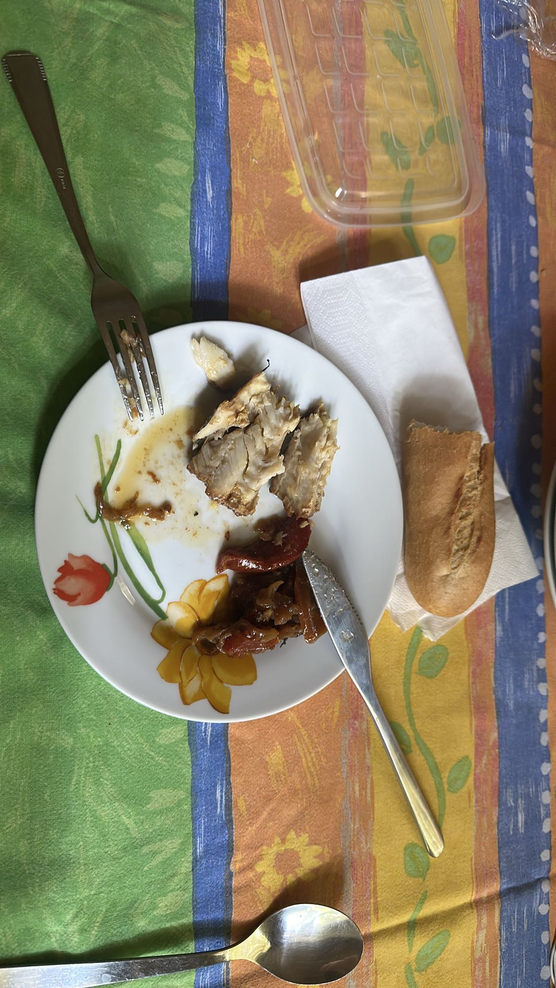 Fish with sausage bread