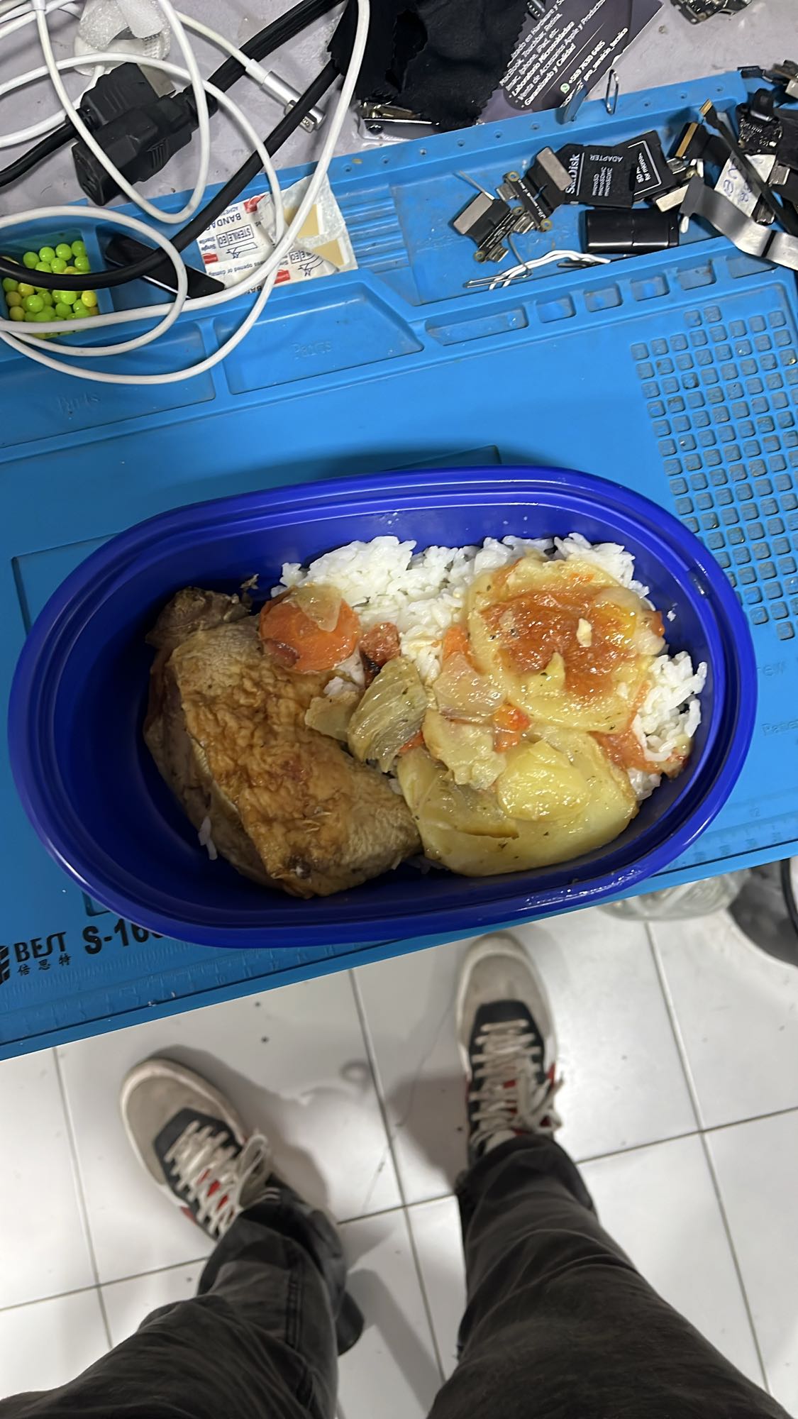 Arroz con pollo y papa