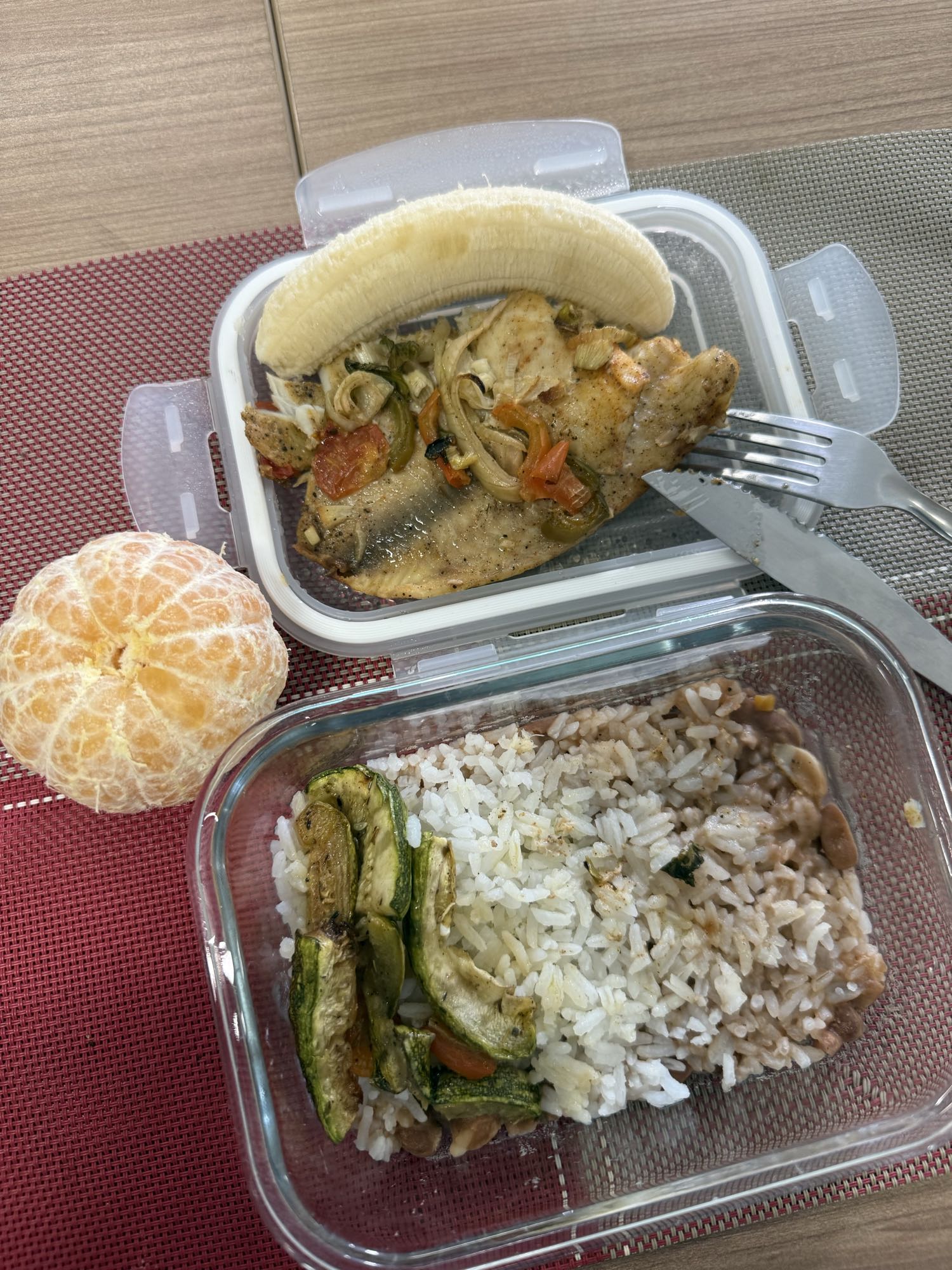 Marmita com frutas
