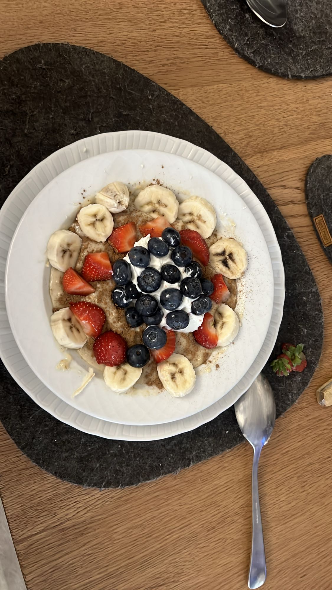 Porridge con frutta