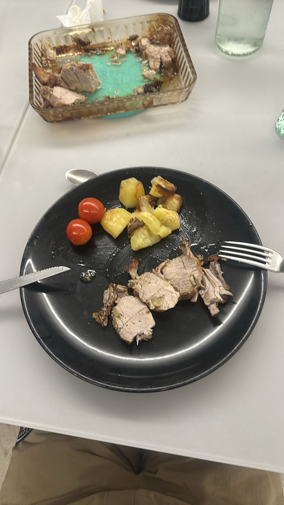 Filet mignon rôti et pommes de terre