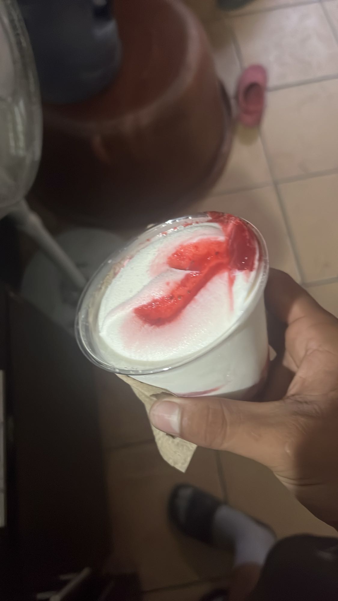 helado con fresa
