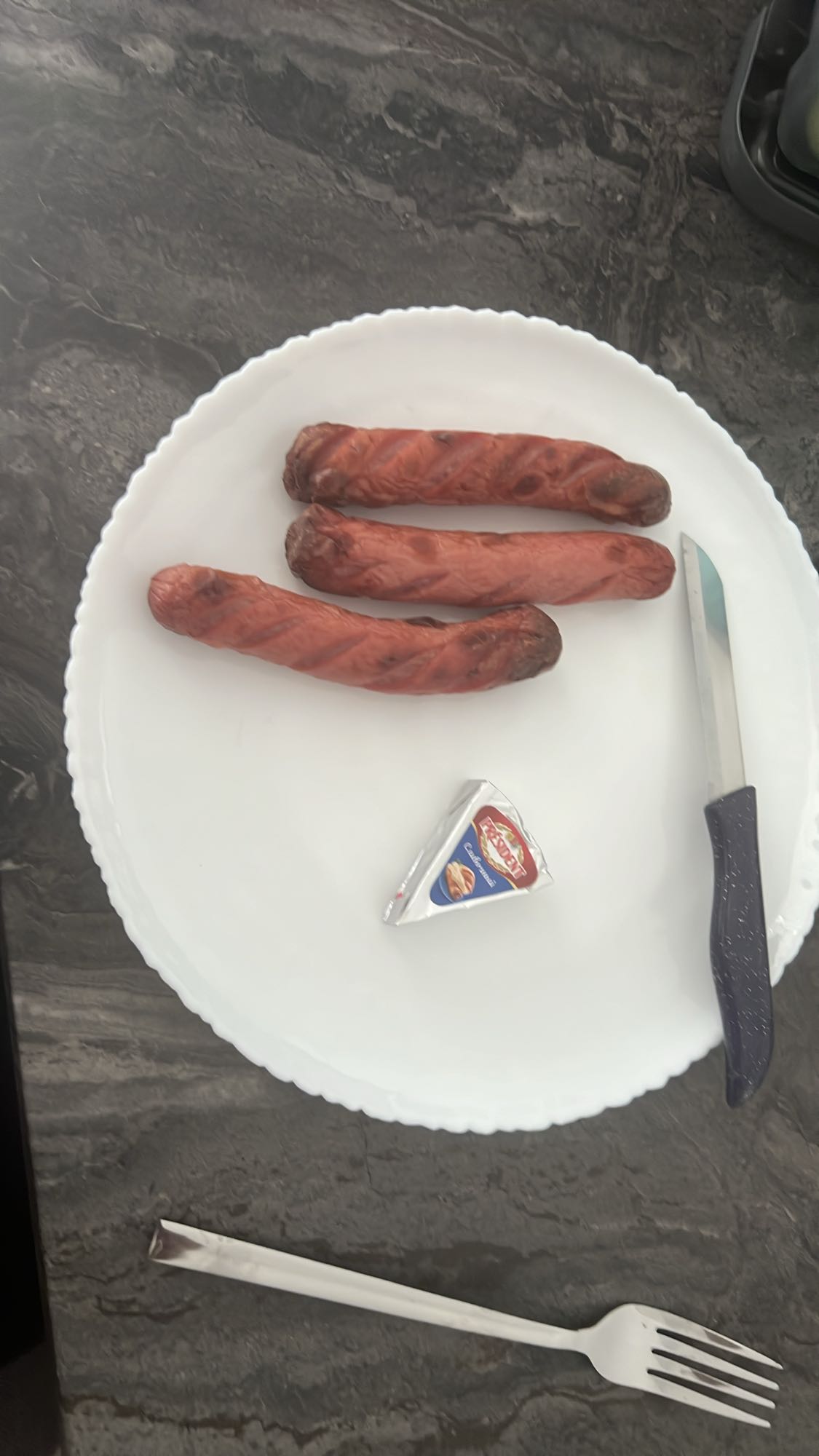 Երշիկ և պանիր