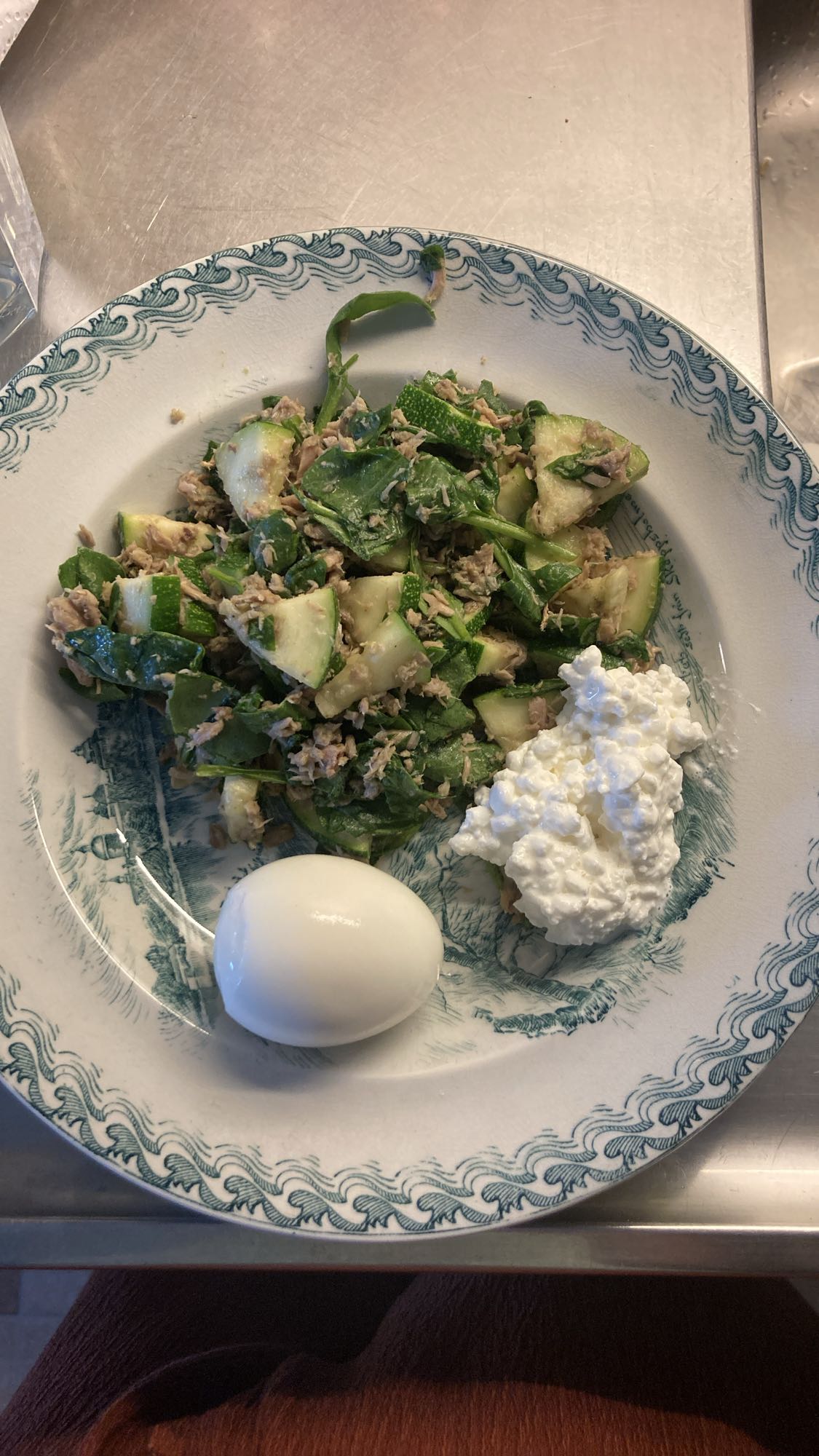 Tonfisksallad med ägg