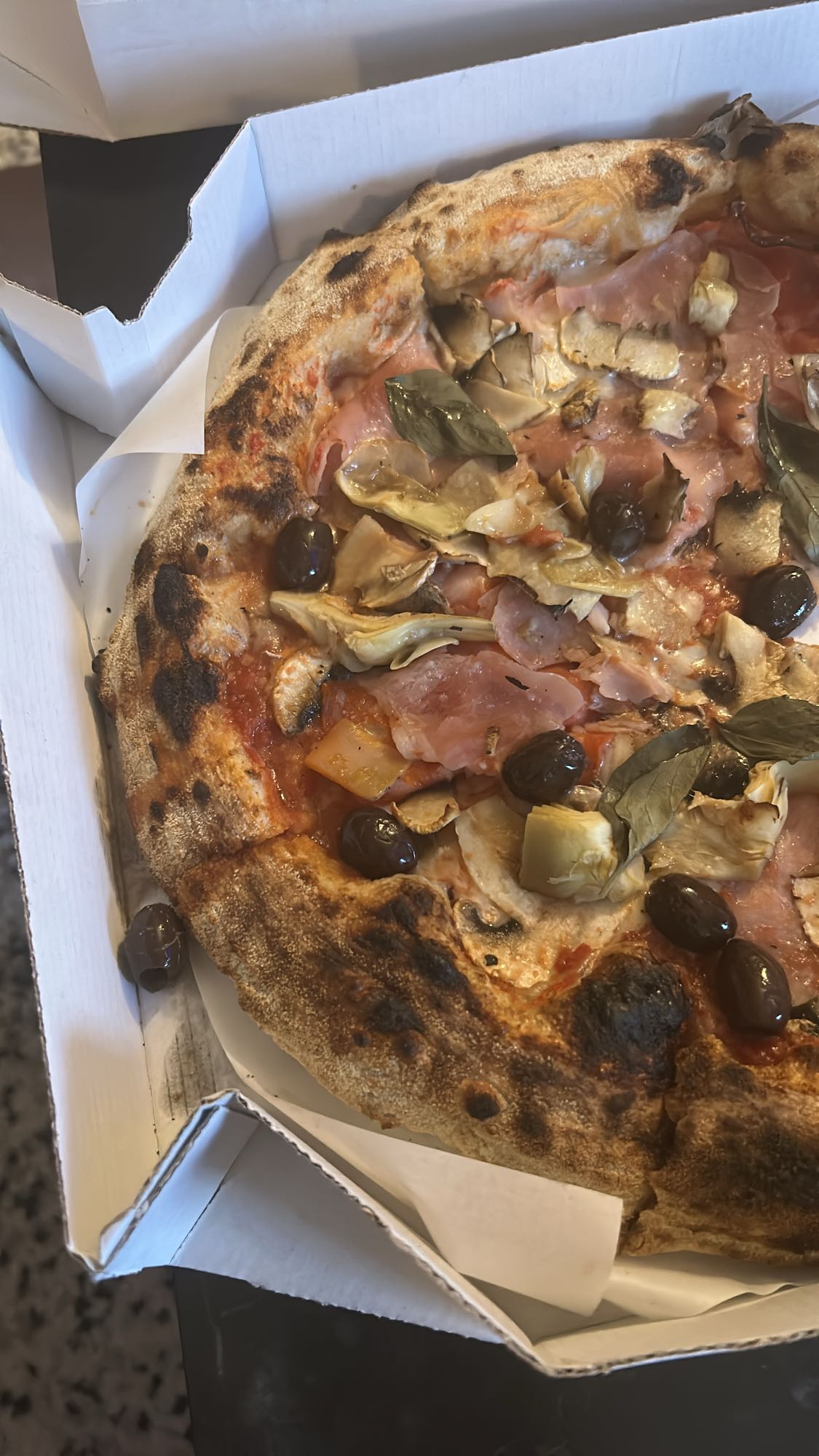 Ham Artichoke Pizza