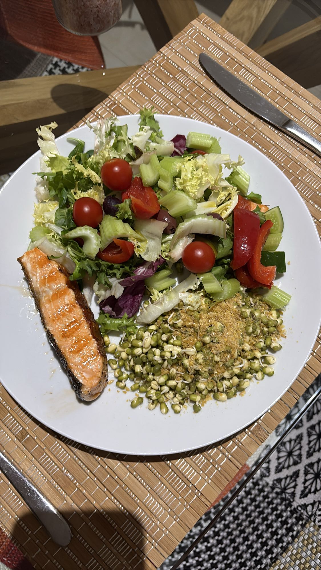 Salmon Sprout Salad