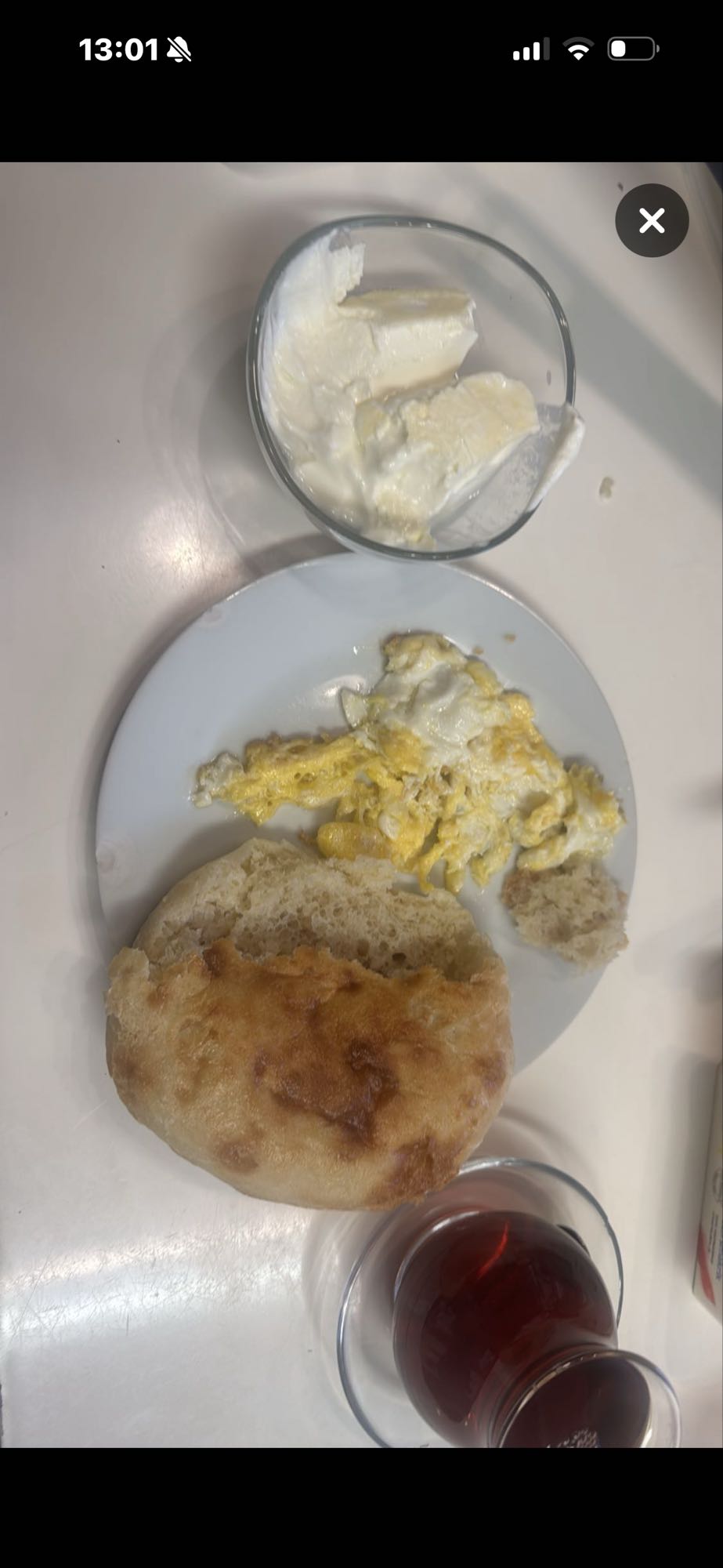 Bröd med ägg och yoghurt