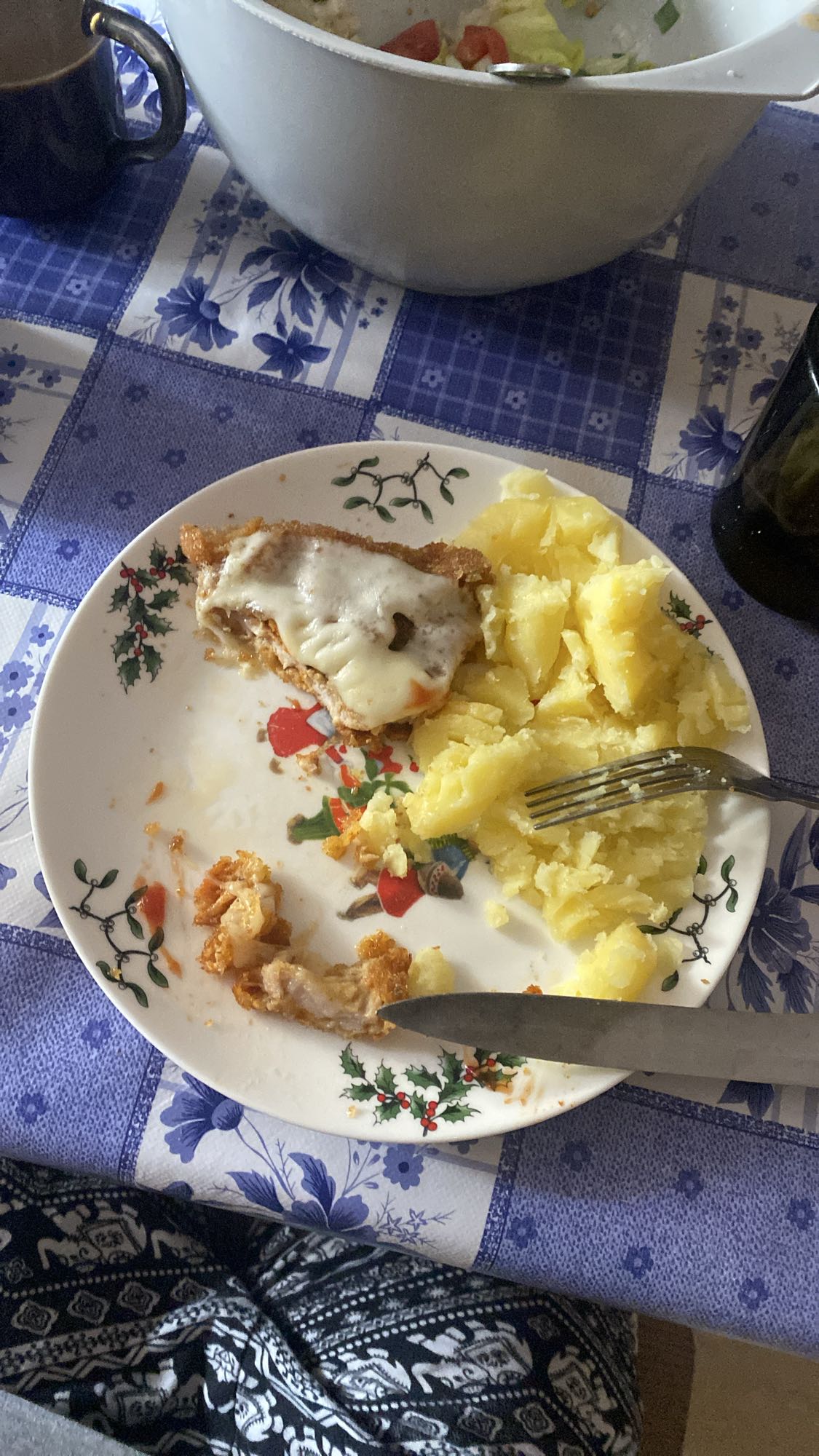 Kotlet z serem i ziemniaki