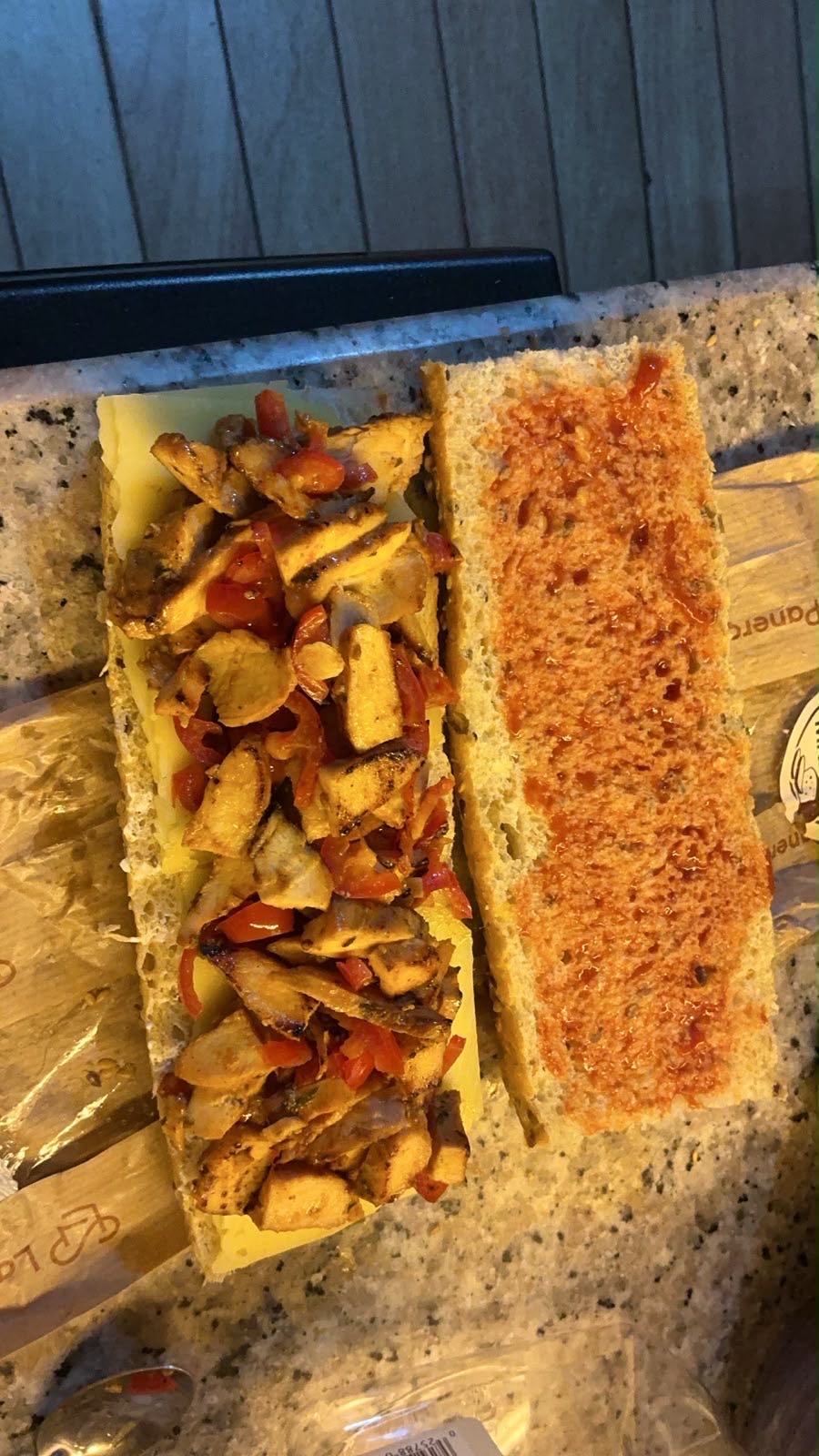 bocadillo de pollo