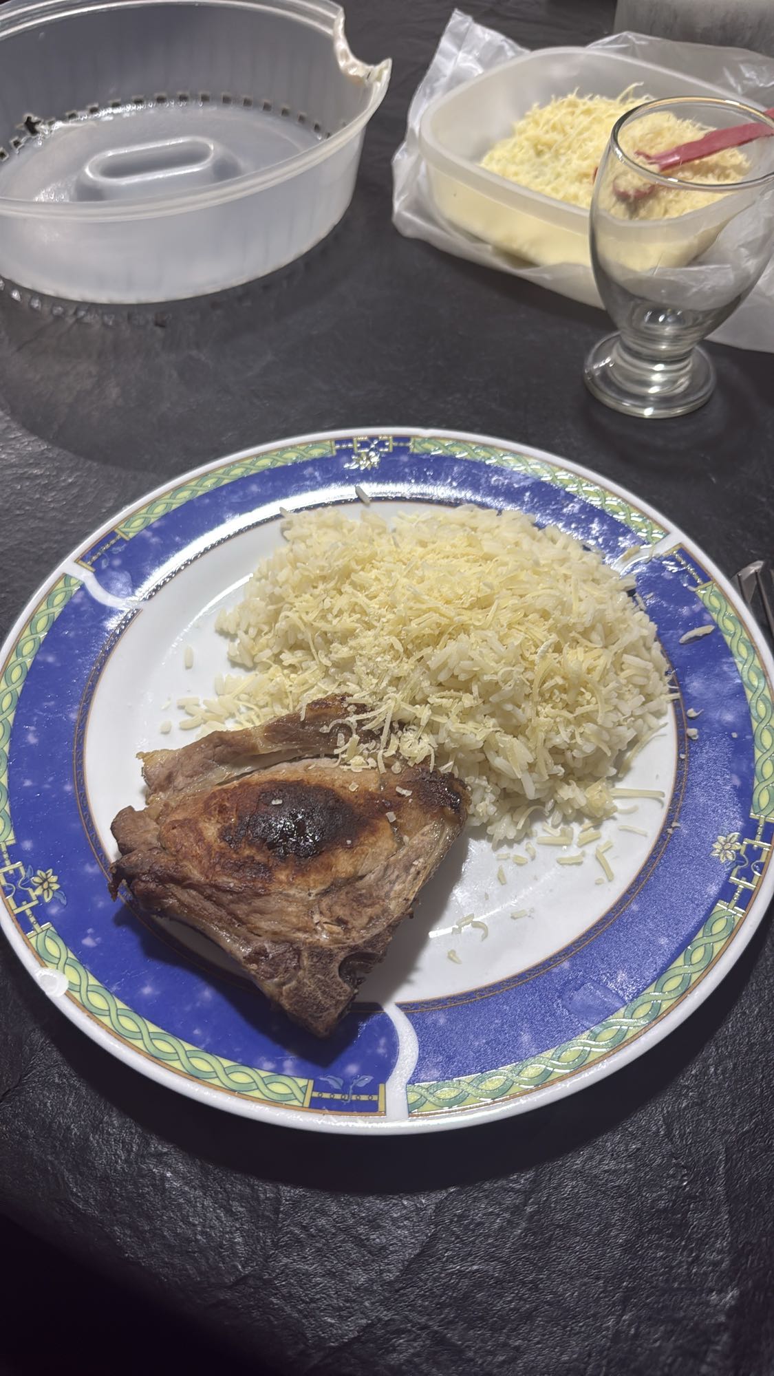 arroz con queso y cerdo