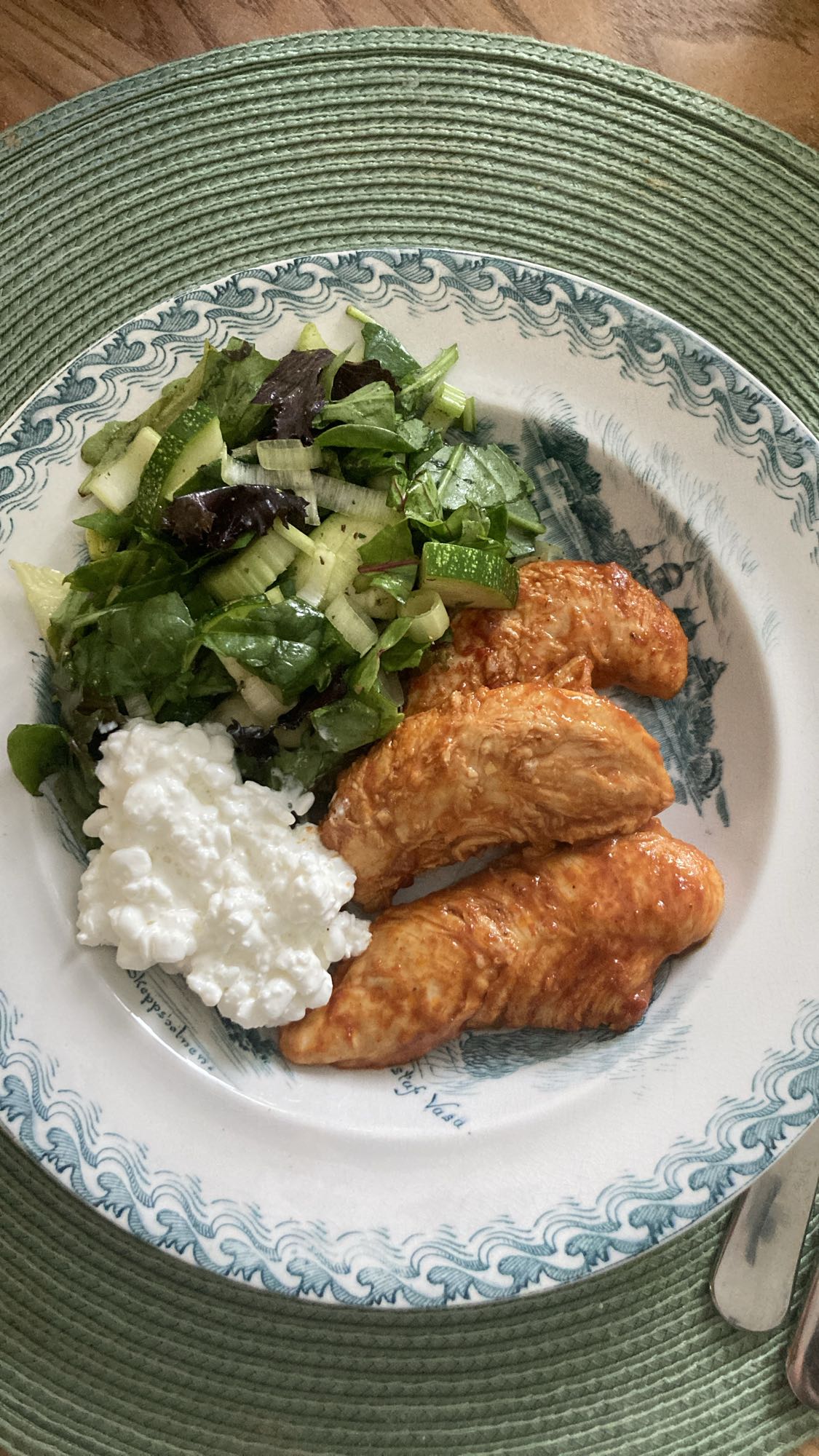 Kyckling med sallad